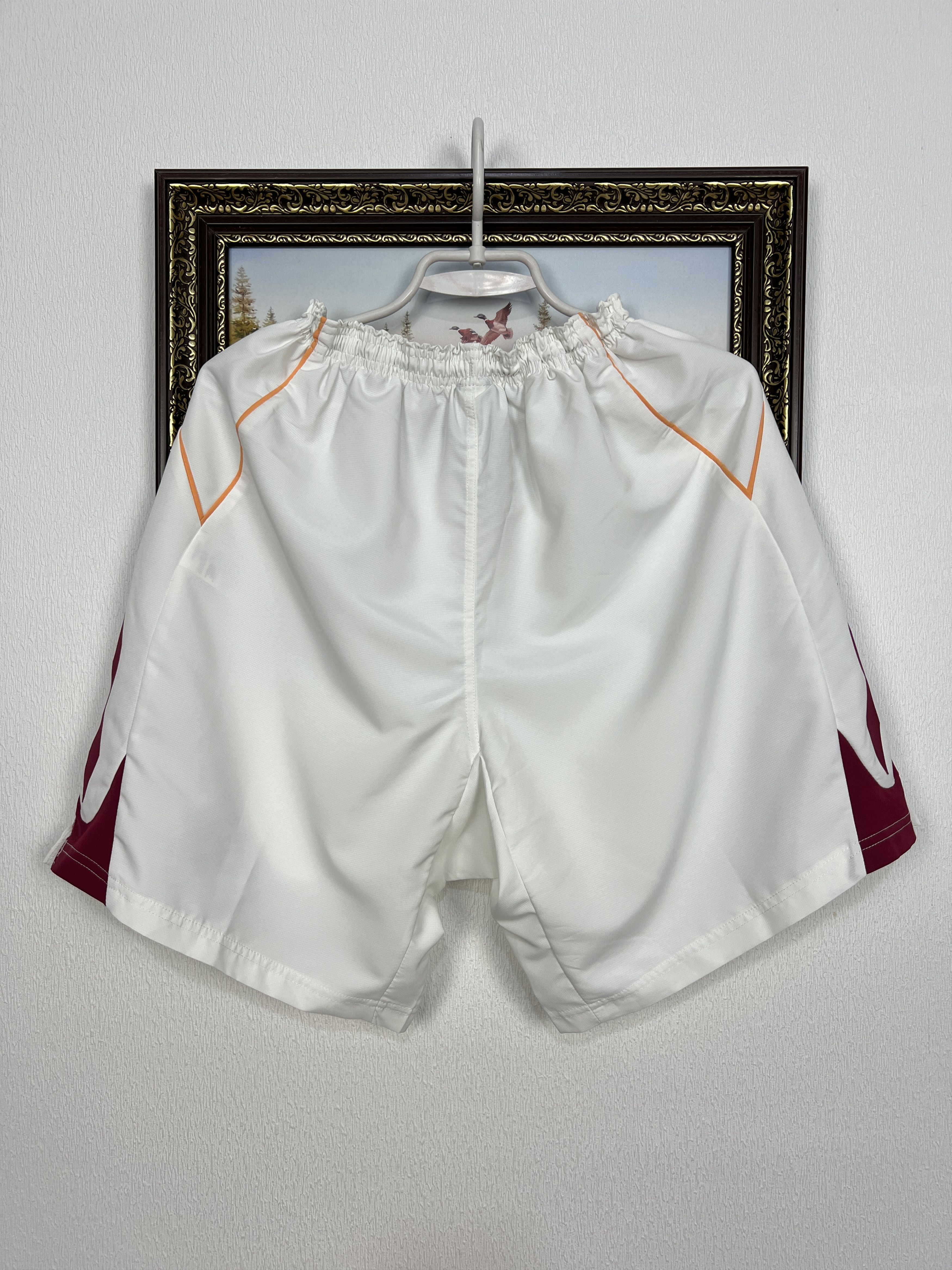 Umbro Vintage Umbro Heart Of Midlothian Hearts Football Shorts Size US 36 / EU 52 - 11 Thumbnail