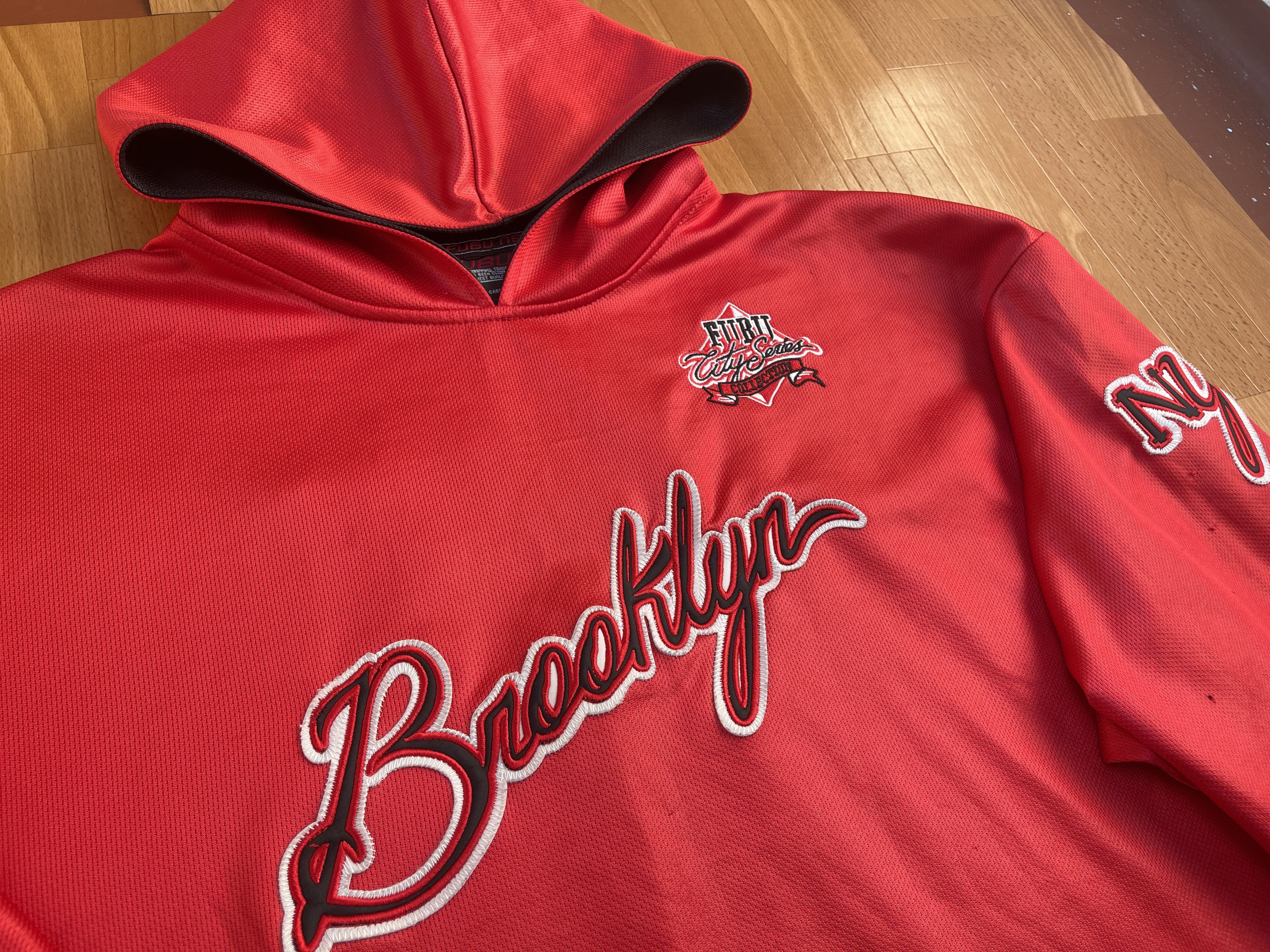 Fubu FUBU hoodie, Brooklyn t-shirt vintage New York City Series L Size US L / EU 52-54 / 3 - 5 Thumbnail