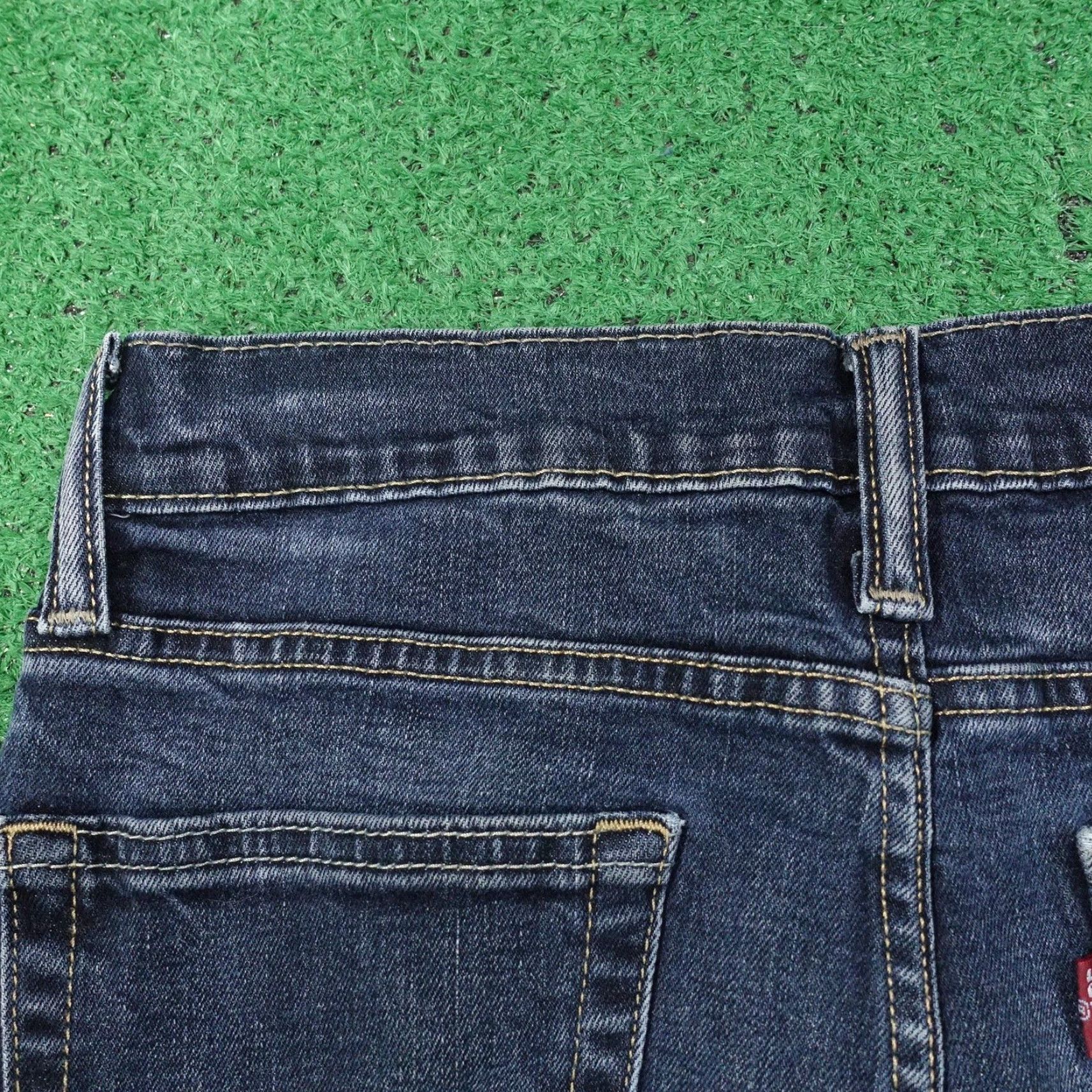 Levi's VINTAGE Levi's 510 Jeans Mens Slim Fit Skinny Denim Pants 29x30 Blue Cotton Elastane W29 L30 Size US 29 - 6 Thumbnail