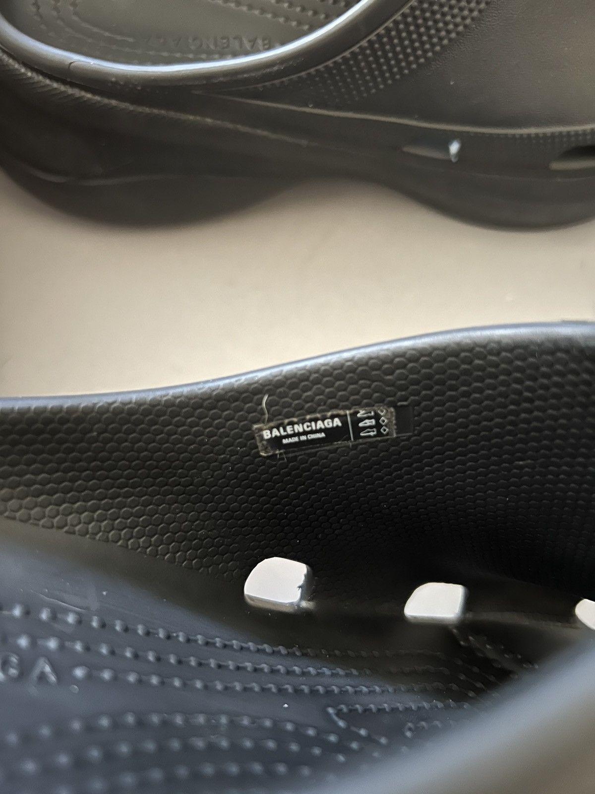 Balenciaga × Crocs Balenciaga Crocs Slides Size US 8 / EU 41 - 7 Thumbnail