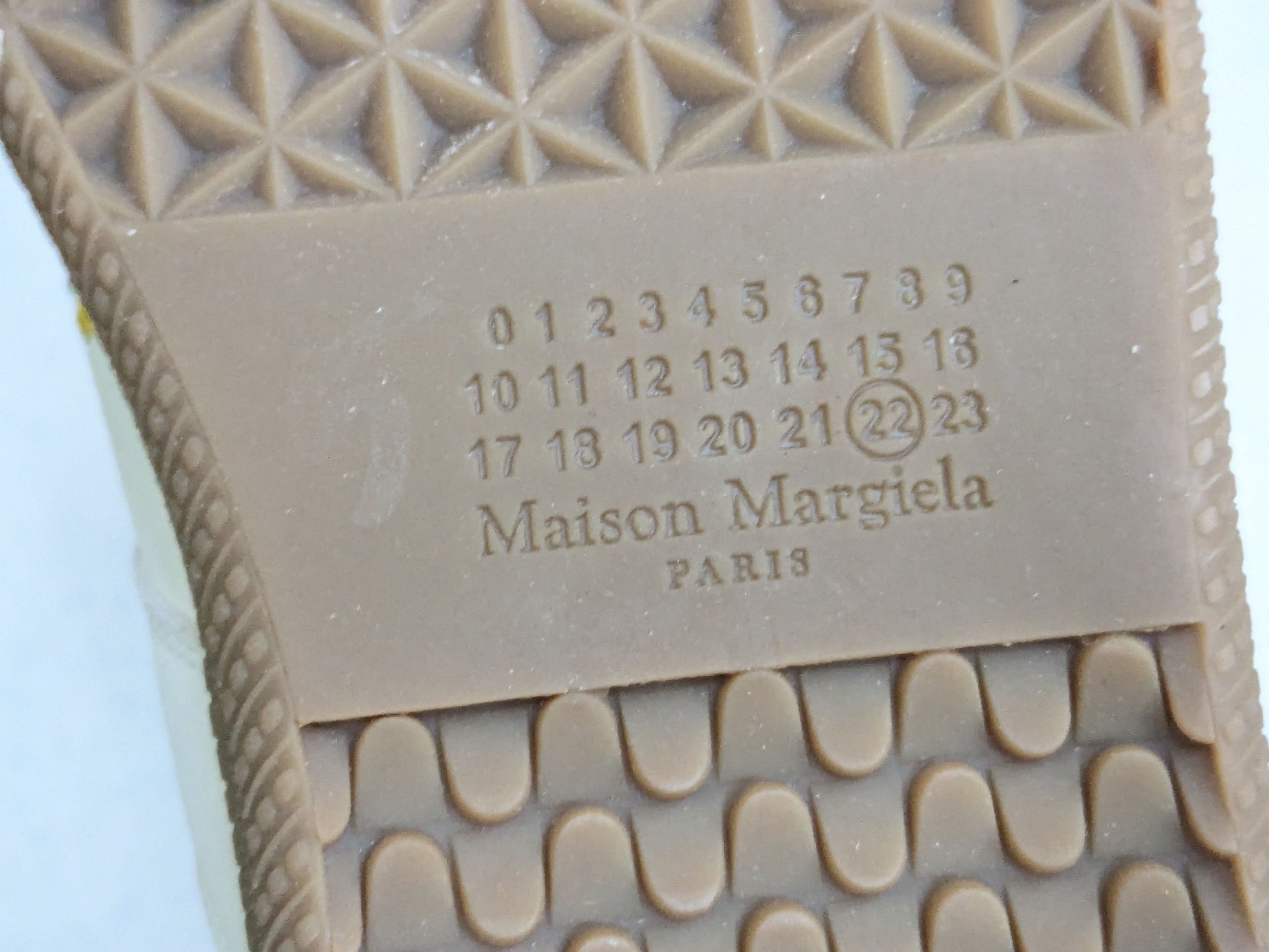 Maison Margiela Maison Margiela Gat Replica White Paint Splatter 11 44 Size US 11 / EU 44 - 15 Thumbnail