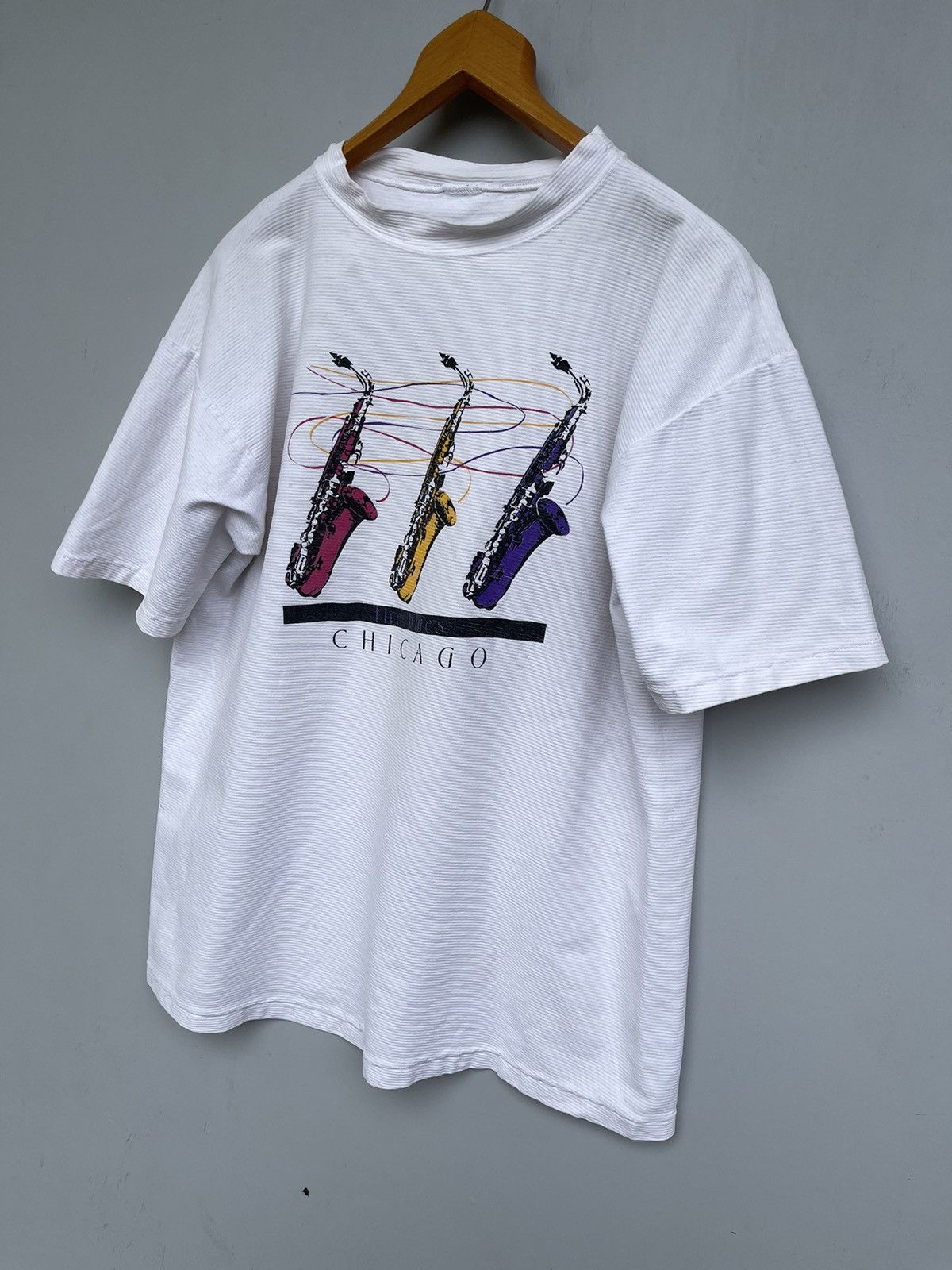 Band Tees The BLUES Chicago Saxofone Jazz Band Vintage T-shirt Size US XL / EU 56 / 4 - 2 Thumbnail