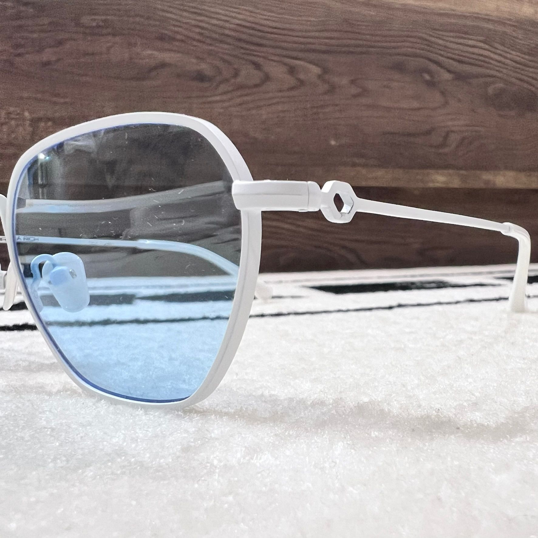 Linda Farrow Alessandra Rich Linda Farrow Heart Chain Blue Sunglasses Size ONE SIZE - 4 Thumbnail