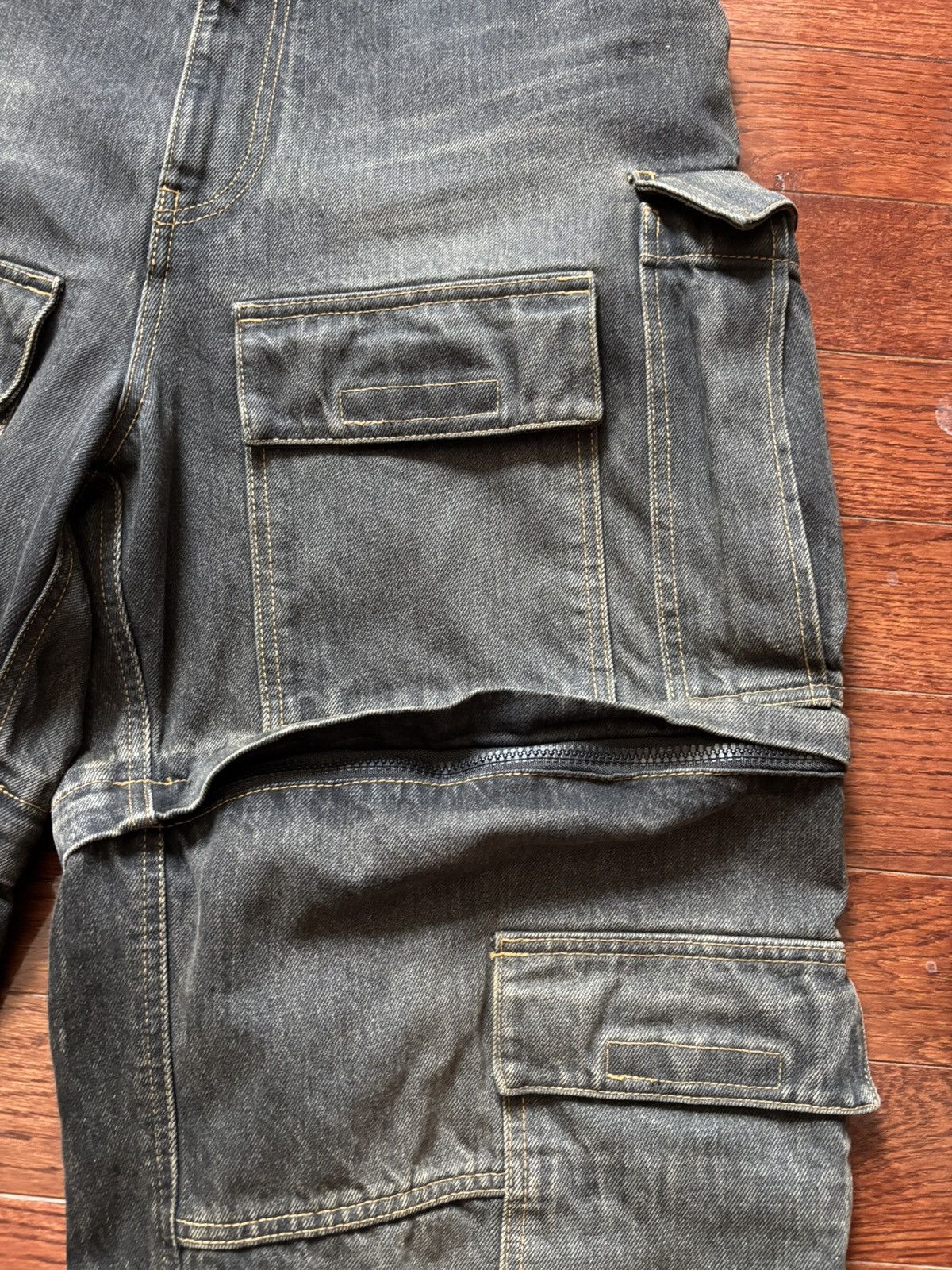 Balenciaga Balenciaga Japanese Denim Cargo Pants Size US 32 / EU 48 - 3 Thumbnail