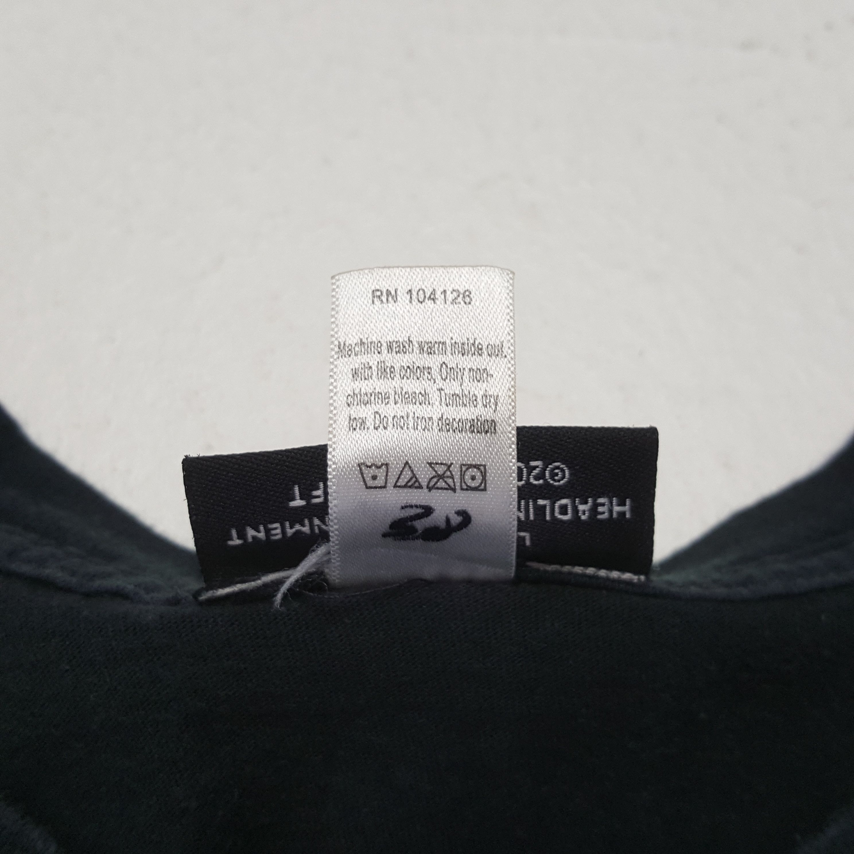 Halo Vintage Halo 3 Playstation Games T-Shirt C319N55 Size US XL / EU 56 / 4 - 5 Thumbnail