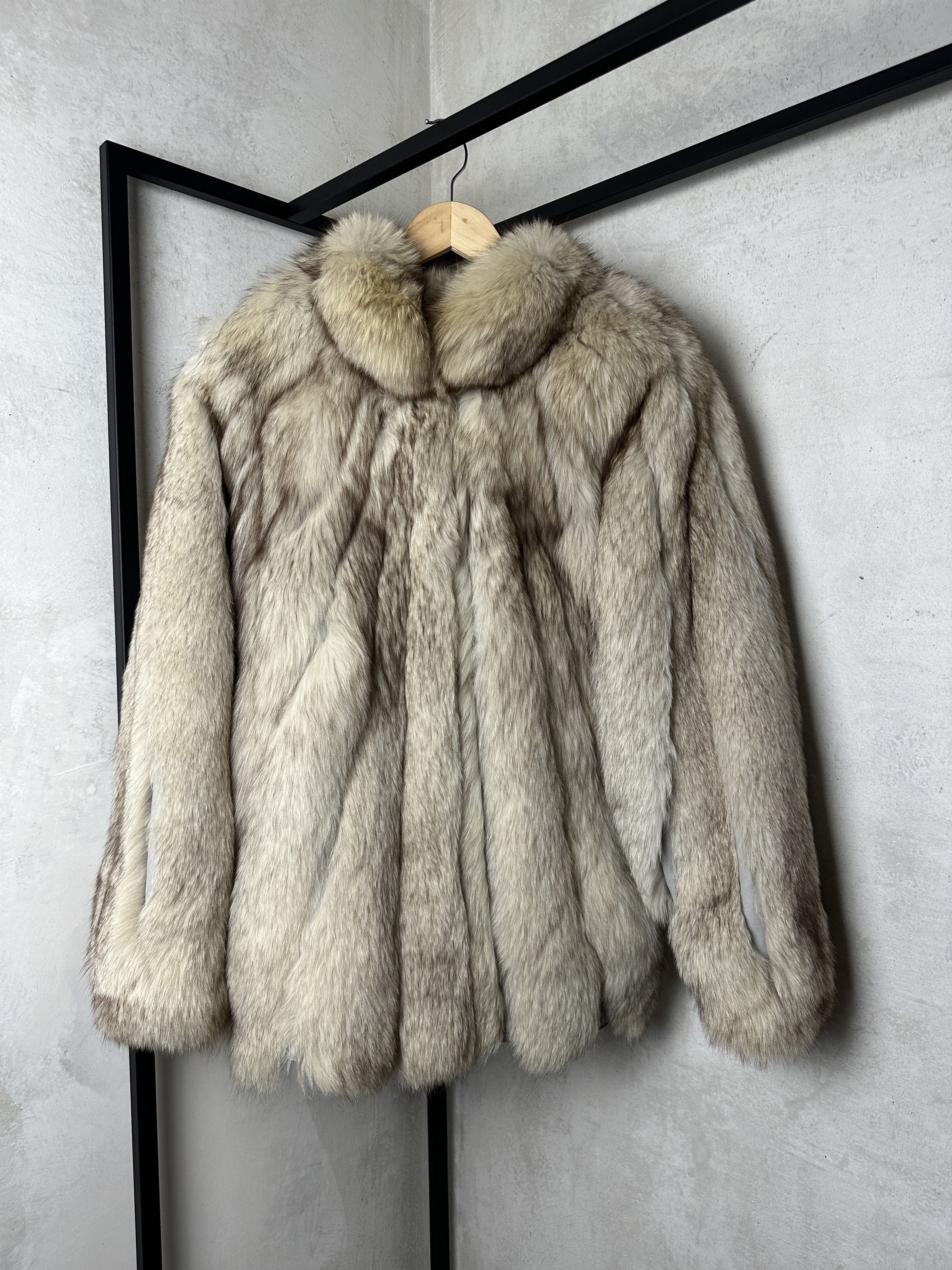 Sagafurs Saga Fox Arctic Fox Fur Coat Size M / US 6-8 / IT 42-44 - 1 Thumbnail