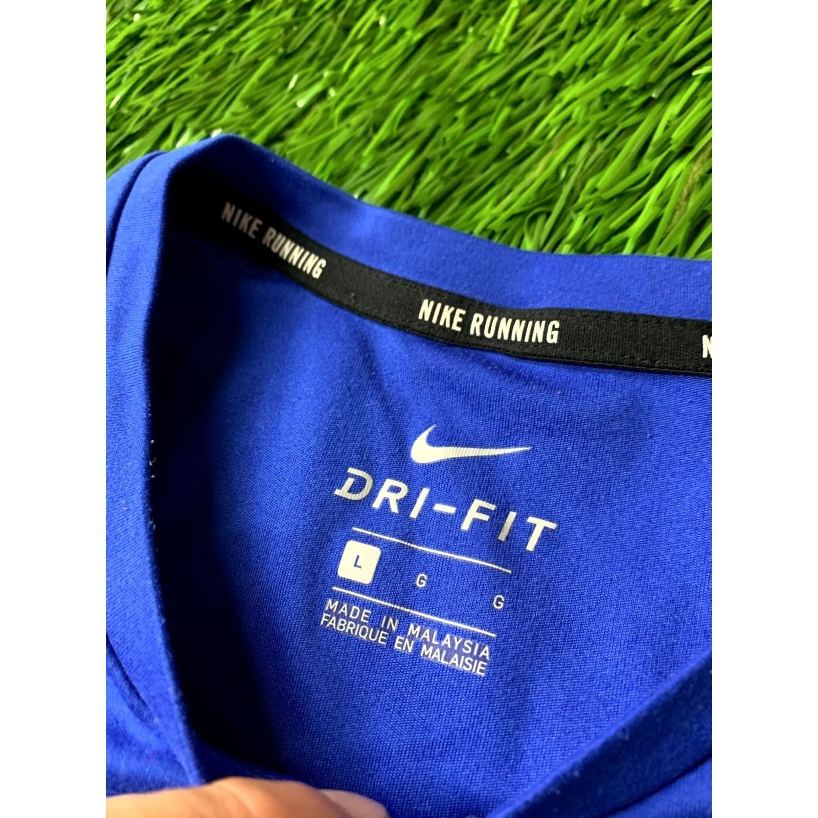 Nike Nike Running Shirt Men Large Blue Dri-FIT 2017 Training T-Shirt Short Sleeve Reflective Casual Athletic Jersey Size US L / EU 52-54 / 3 - 5 Thumbnail