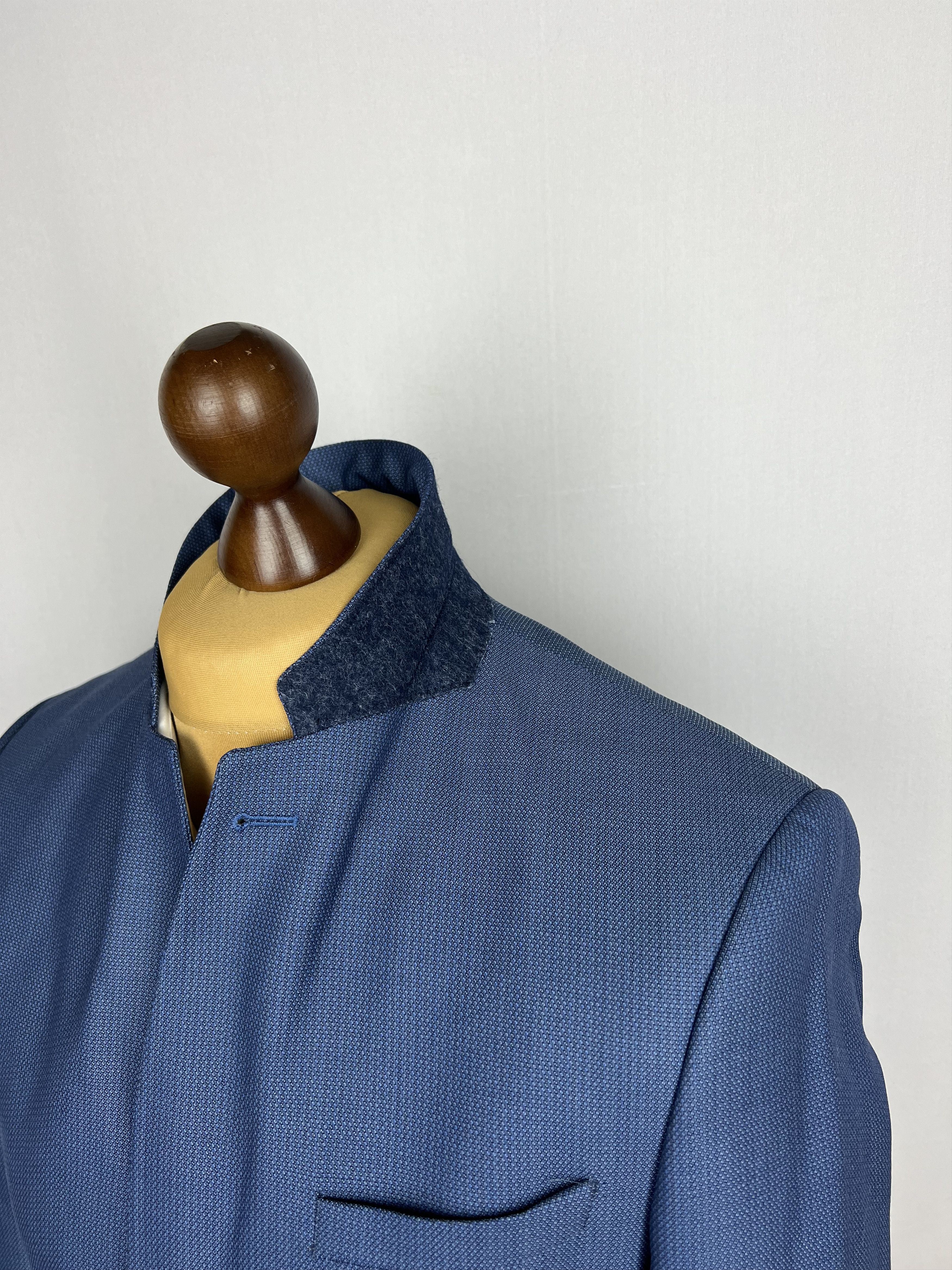 Other CACHAREL Lane Bugella Wool Blend Solid 2 Piece Classic Suit Size 38R - 6 Thumbnail