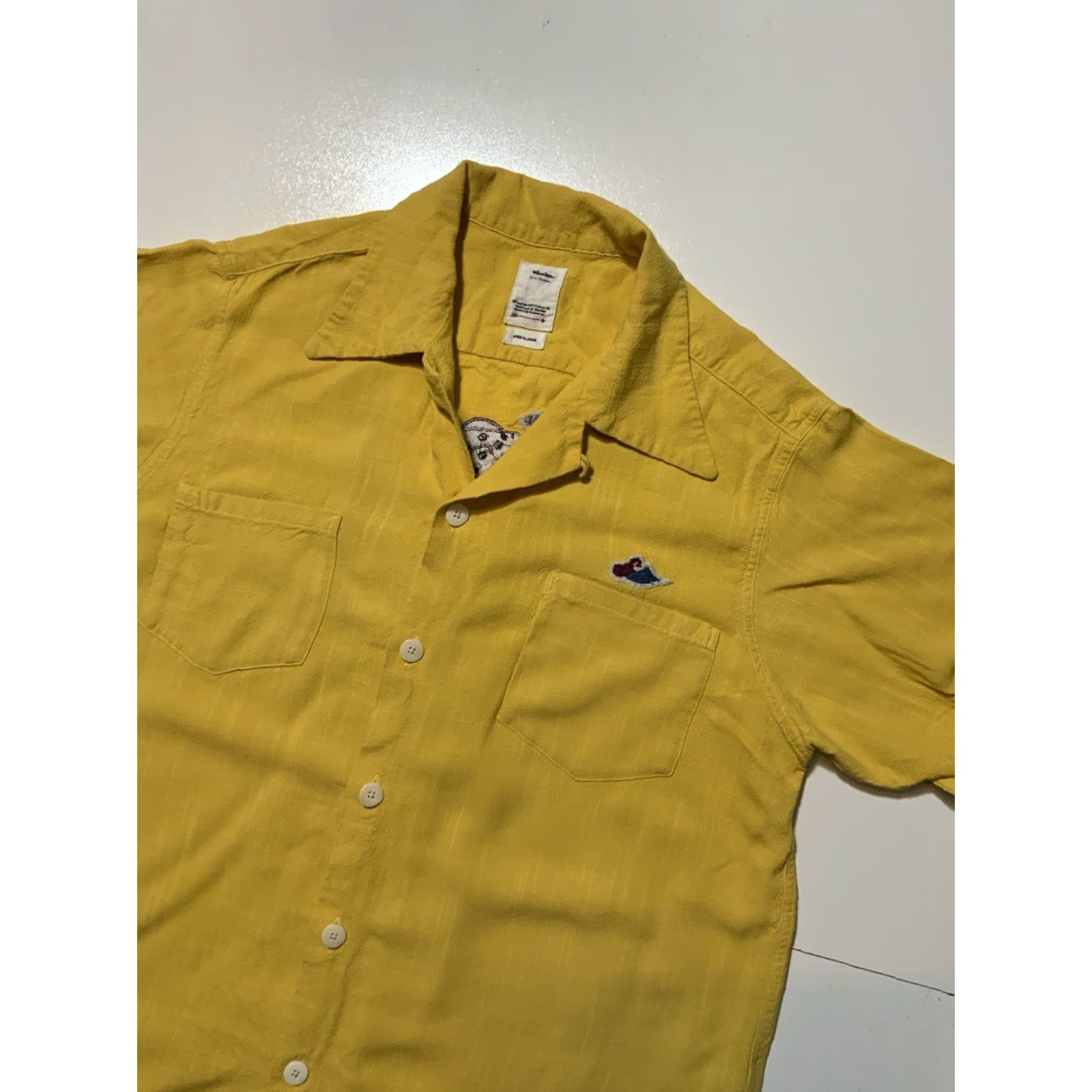 Visvim VINTAGE Visvim Japan Irving Peerless Japanese Tiger Embroidered Loop Collar Camp Shirt S/S Size US S / EU 44-46 / 1 - 4 Thumbnail
