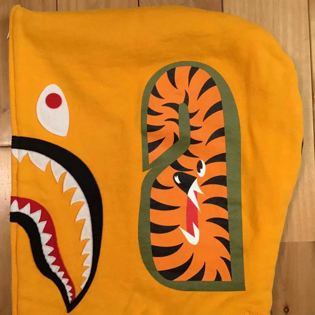 Bape BAPE Shark full zip hoodie 1st camo green x orange APE Size US L / EU 52-54 / 3 - 5 Thumbnail