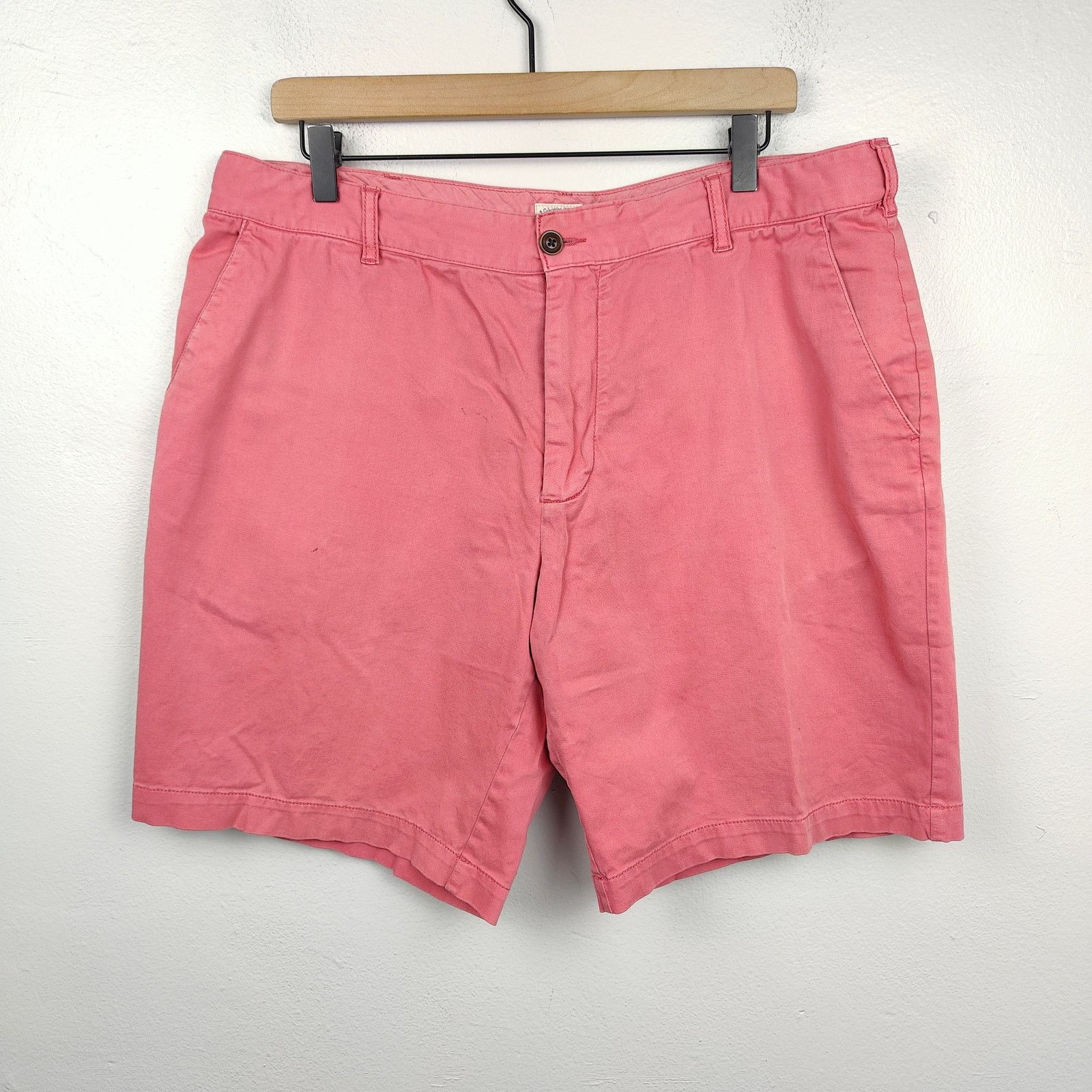 Faherty Faherty Chino Shorts Mens 36 Coral Pink Cotton Stretch 9" Size US 36 / EU 52 - 1 Thumbnail
