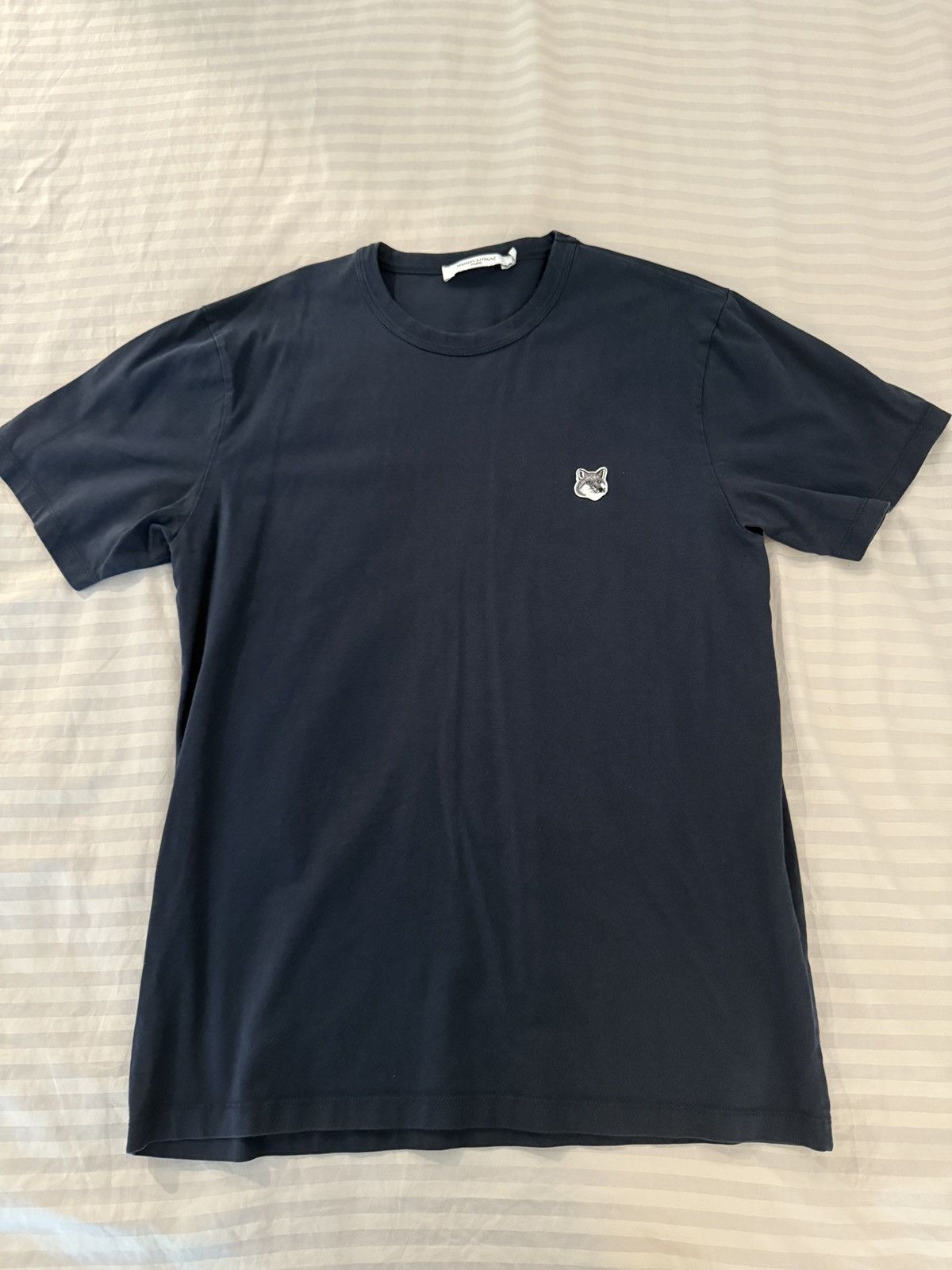 Maison Kitsune Maison Kitsune Navy Fox Head T Shirt Size US M / EU 48-50 / 2 - 1 Thumbnail