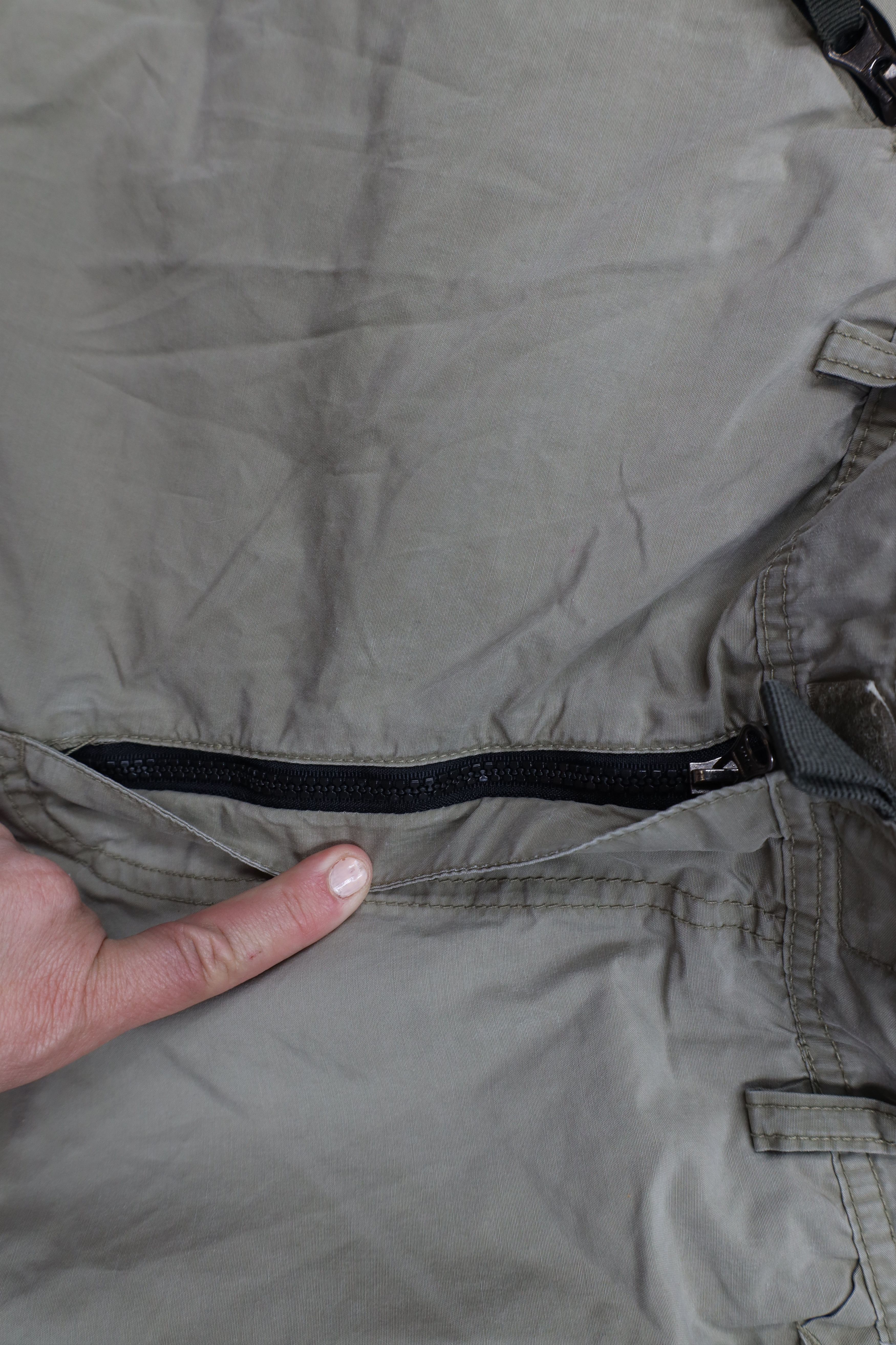 Vintage Vintage 90s Y2K Streetwear Convertible Cargo Pants Shorts Size US 36 / EU 52 - 8 Thumbnail