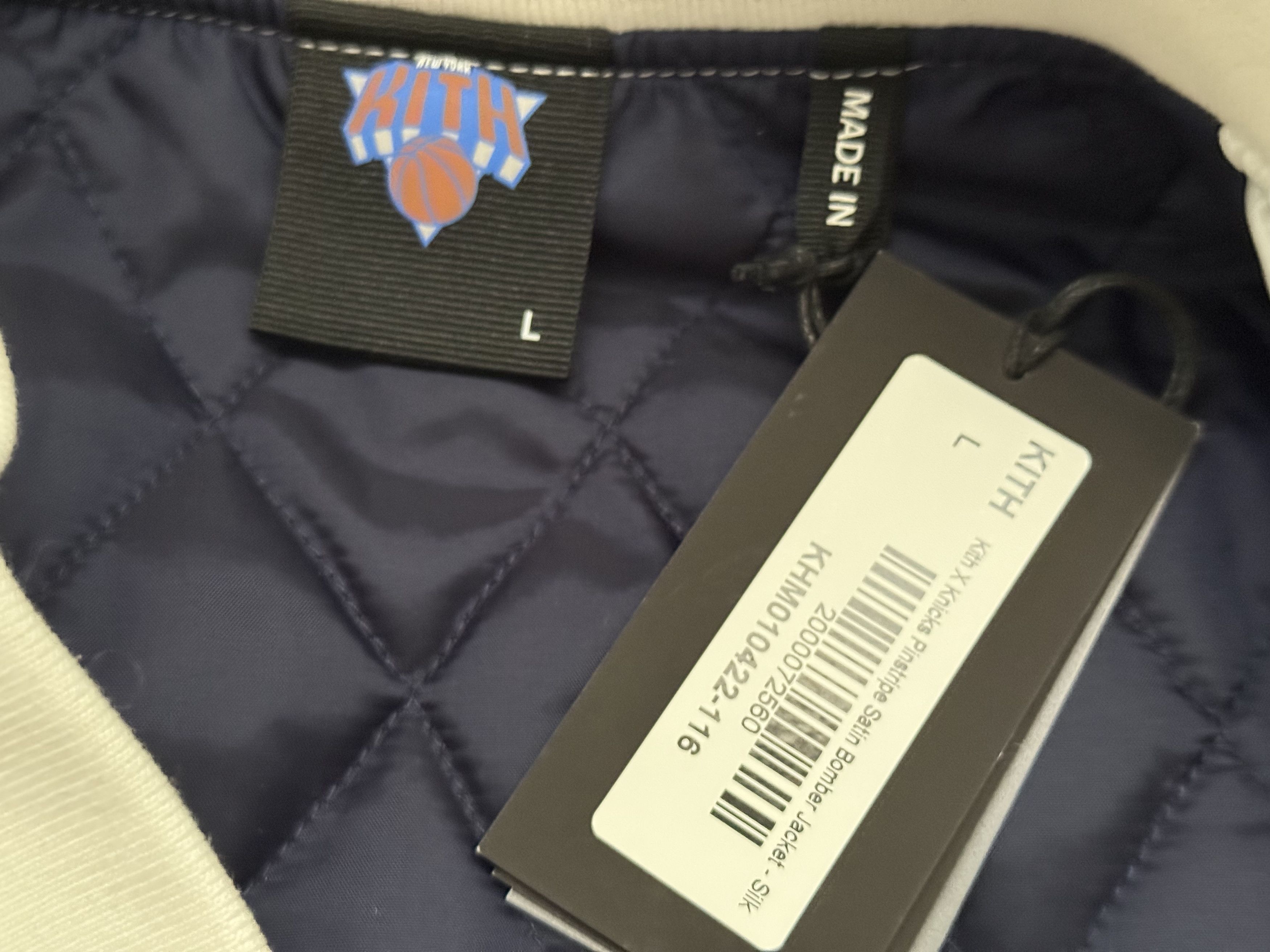 Kith Kith x New York Knicks Satin Bomber Jacket Large $498 Size US L / EU 52-54 / 3 - 7 Thumbnail