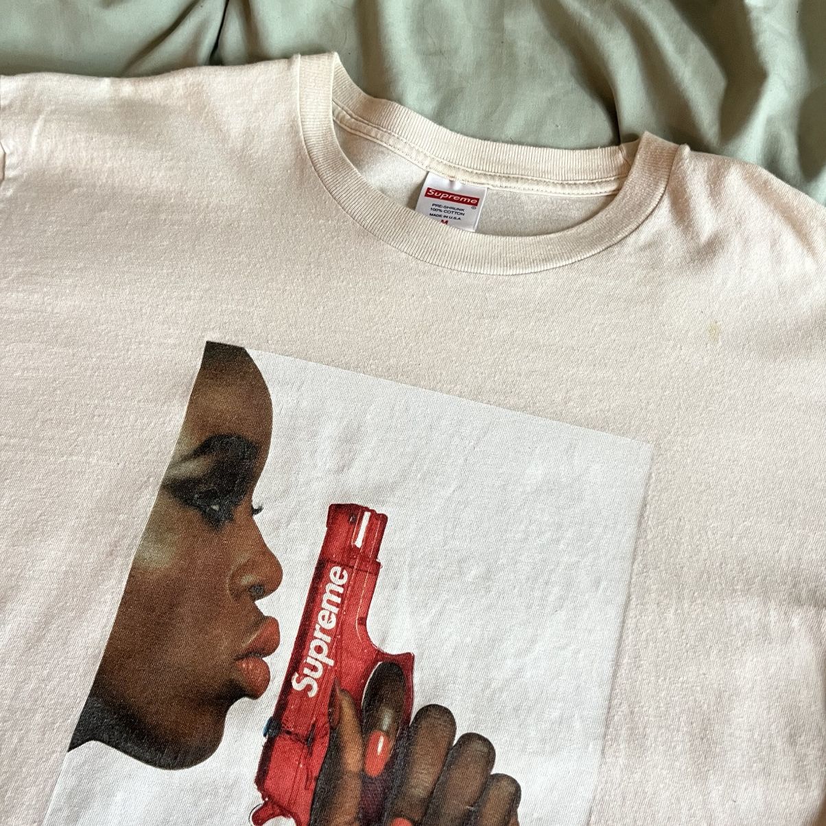 Supreme Supreme water pistol shirt Size US M / EU 48-50 / 2 - 2 Thumbnail