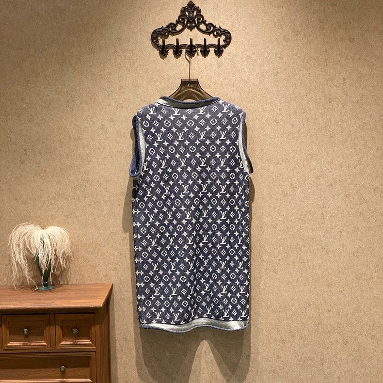 Louis Vuitton Louis Vuitton 24ss blue presbyopic full chain logo wool kn Size L / US 10 / IT 46 - 2 Thumbnail