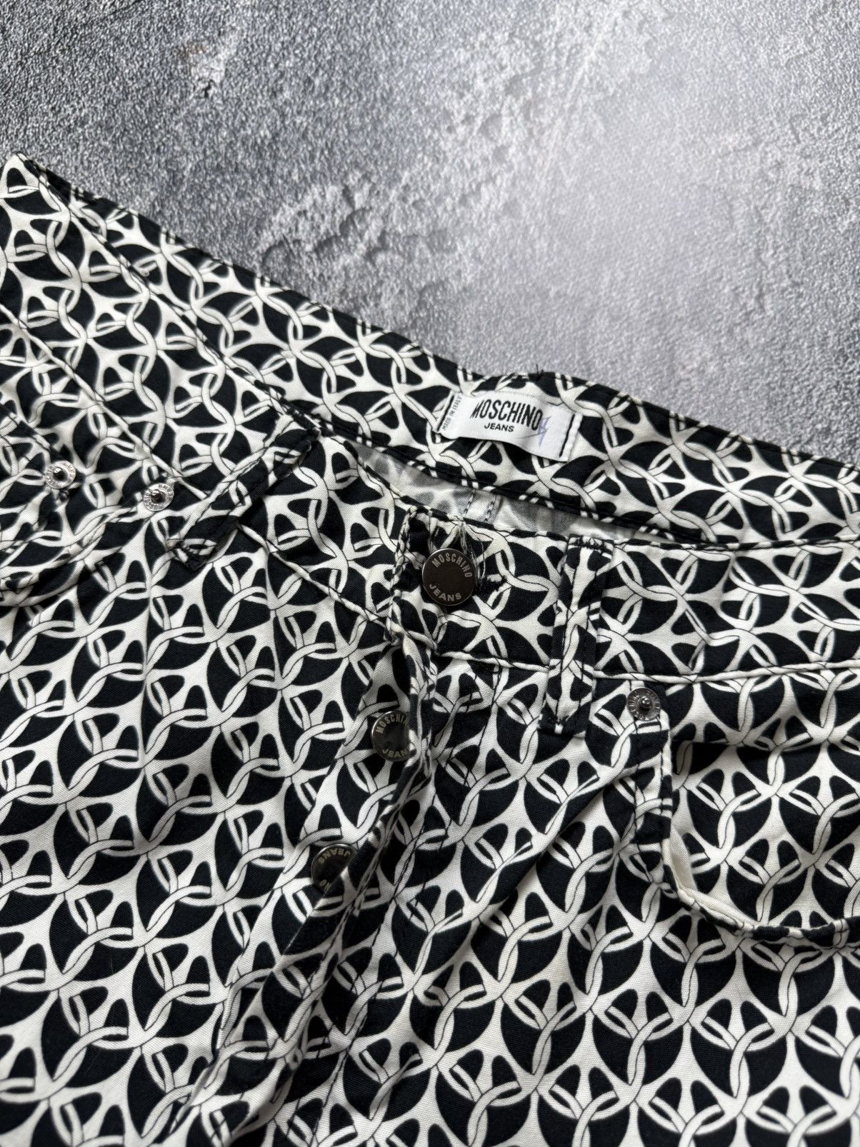 Moschino Moschino VTG Chained Peace Sign Print Hi Rise Pants Trousers Size US 33 - 8 Thumbnail