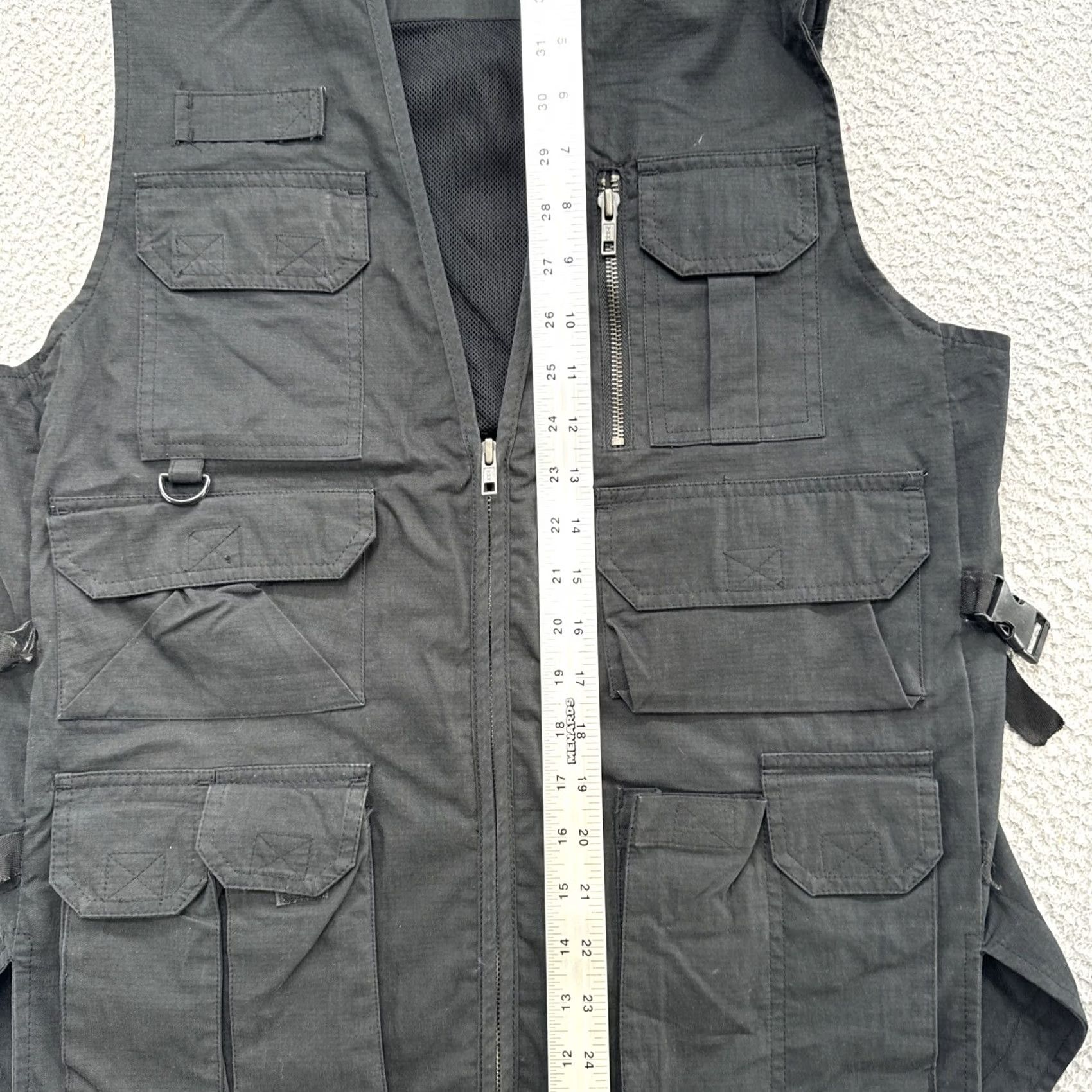 Equipment Magnum Essential Equipment Vest Black Rip Stop Full Zip Mens Size S Size US S / EU 44-46 / 1 - 6 Thumbnail