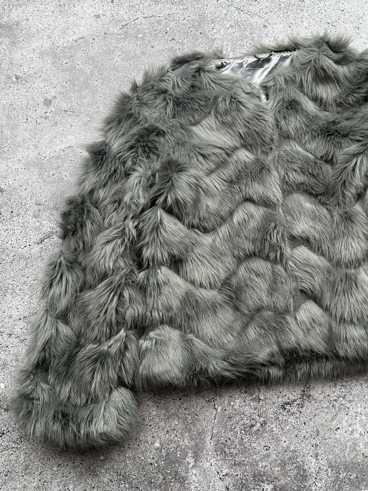 Japanese Brand Vintage Faux Fur Coat C163(V69) Size XS / US 0-2 / IT 36-38 - 2 Thumbnail