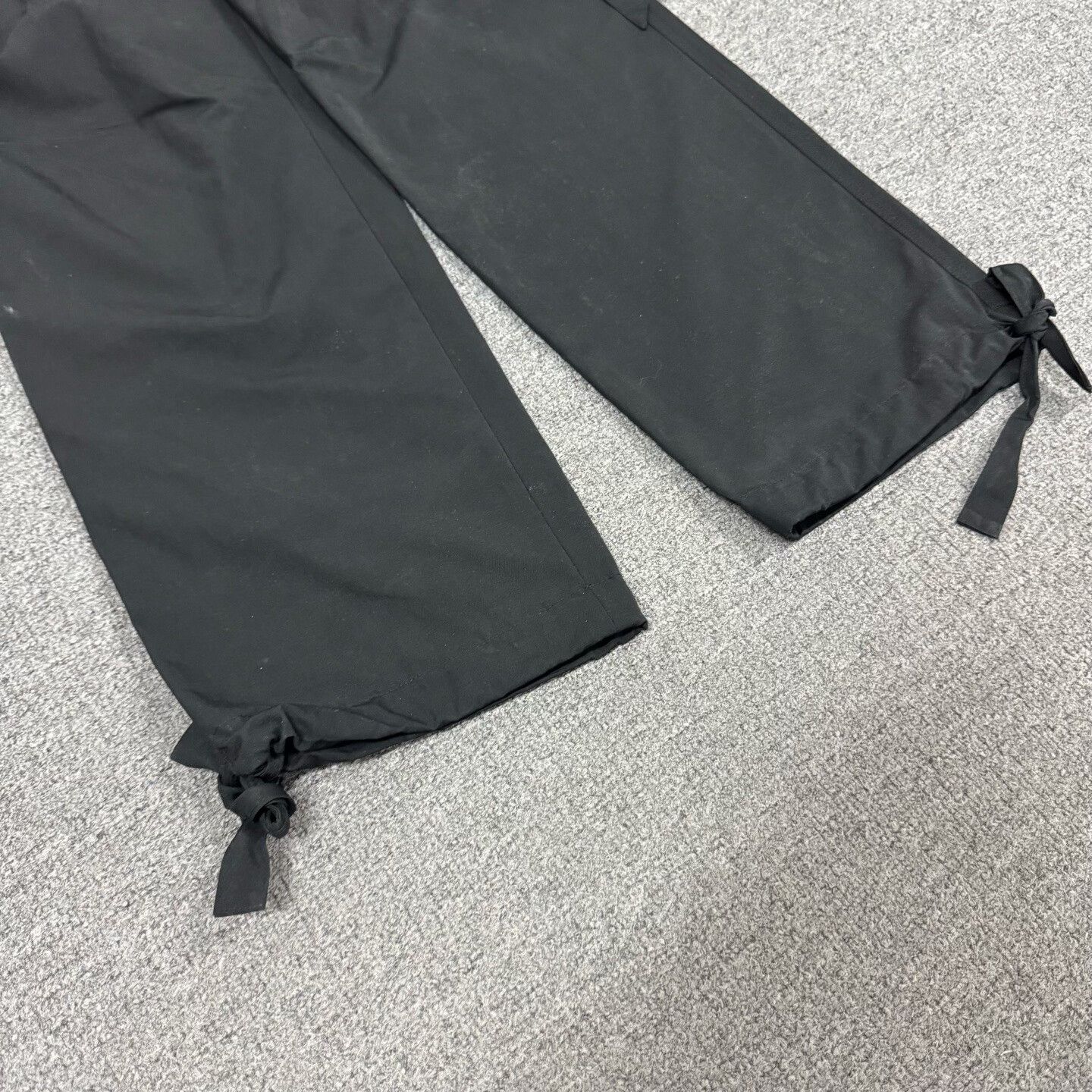 Louis Vuitton Louis Vuitton Multi-Pocket Cargo Pants 36 Size US 36 / EU 52 - 3 Thumbnail
