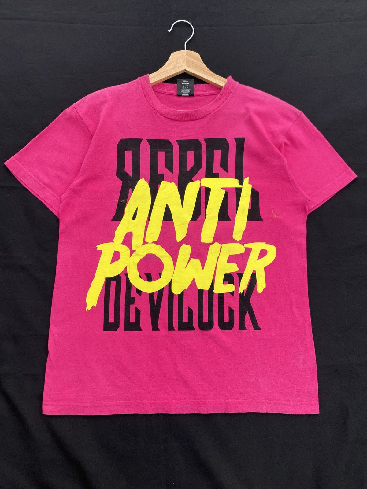 Devilock Rare Japanese Brand Devilock Wording Tshirt Size US S / EU 44-46 / 1 - 1 Thumbnail