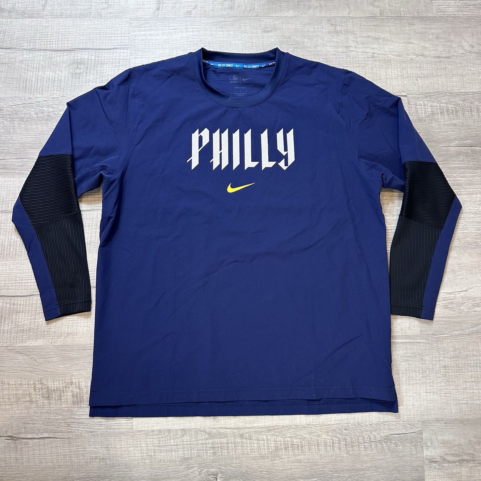 Nike Philadelphia Phillies Nike Mens MLB Pullover Windbreaker Size US L / EU 52-54 / 3 - 1 Thumbnail
