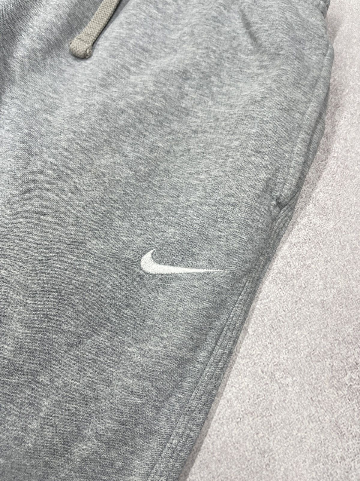 Nike Mens Nike Basic Grey Sweatpants Drill Y2K TECH ACG Size L Size US 34 / EU 50 - 4 Thumbnail
