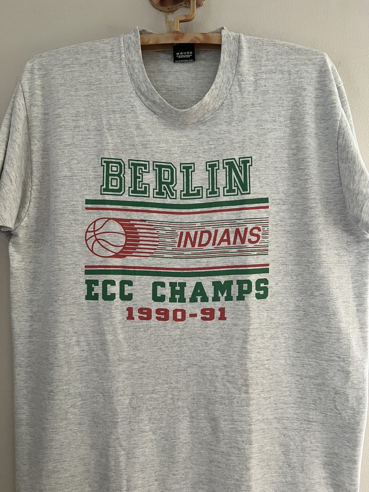 Other Vintage 1990 Berlin Indians ECC Champs USA Tee Size US XL / EU 56 / 4 - 1 Thumbnail