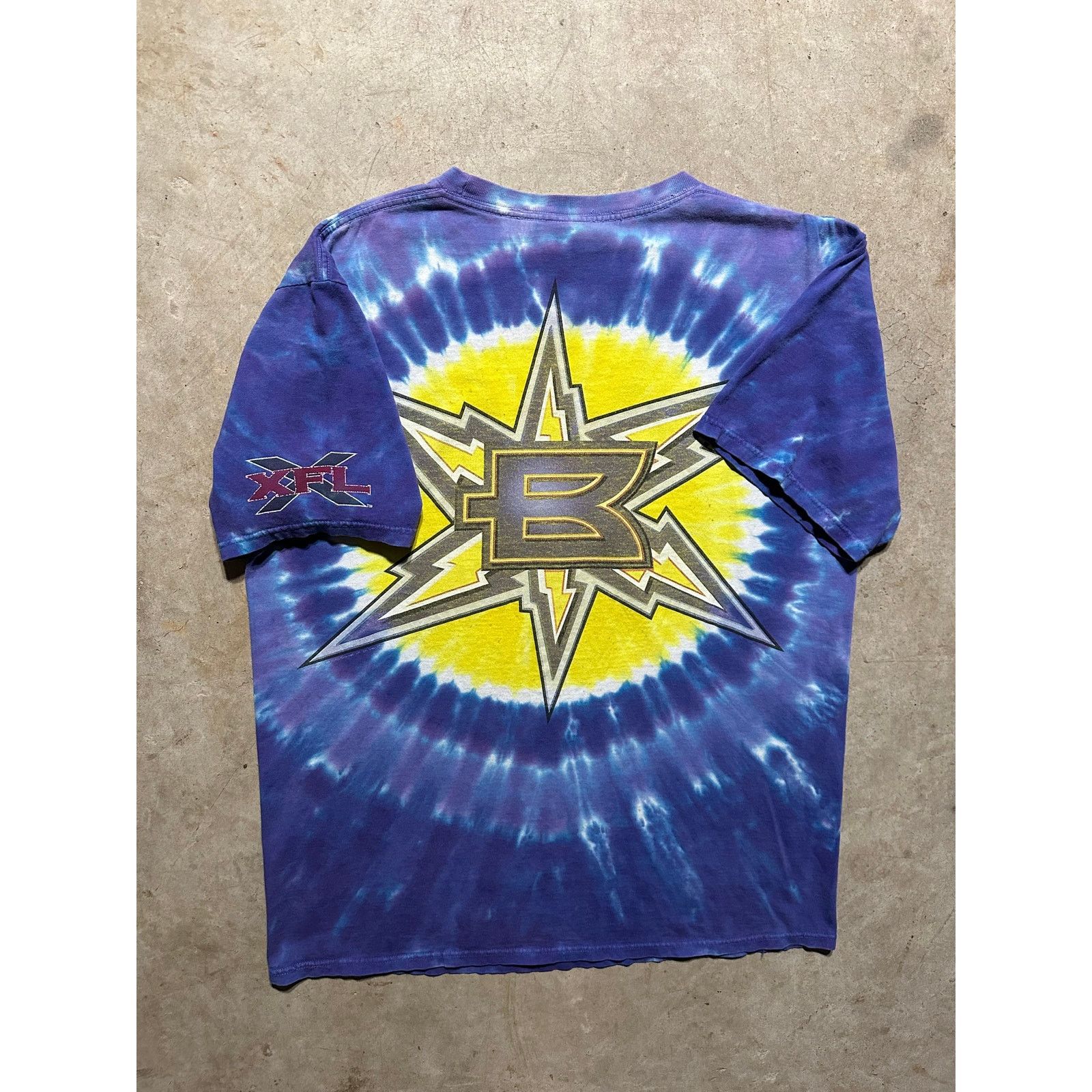 Liquid Blue × NFL × Vintage Baltimore Bolts 2001 XFL Liquid Blue T Shirt Tie Dye NFL Size US L / EU 52-54 / 3 - 2 Thumbnail