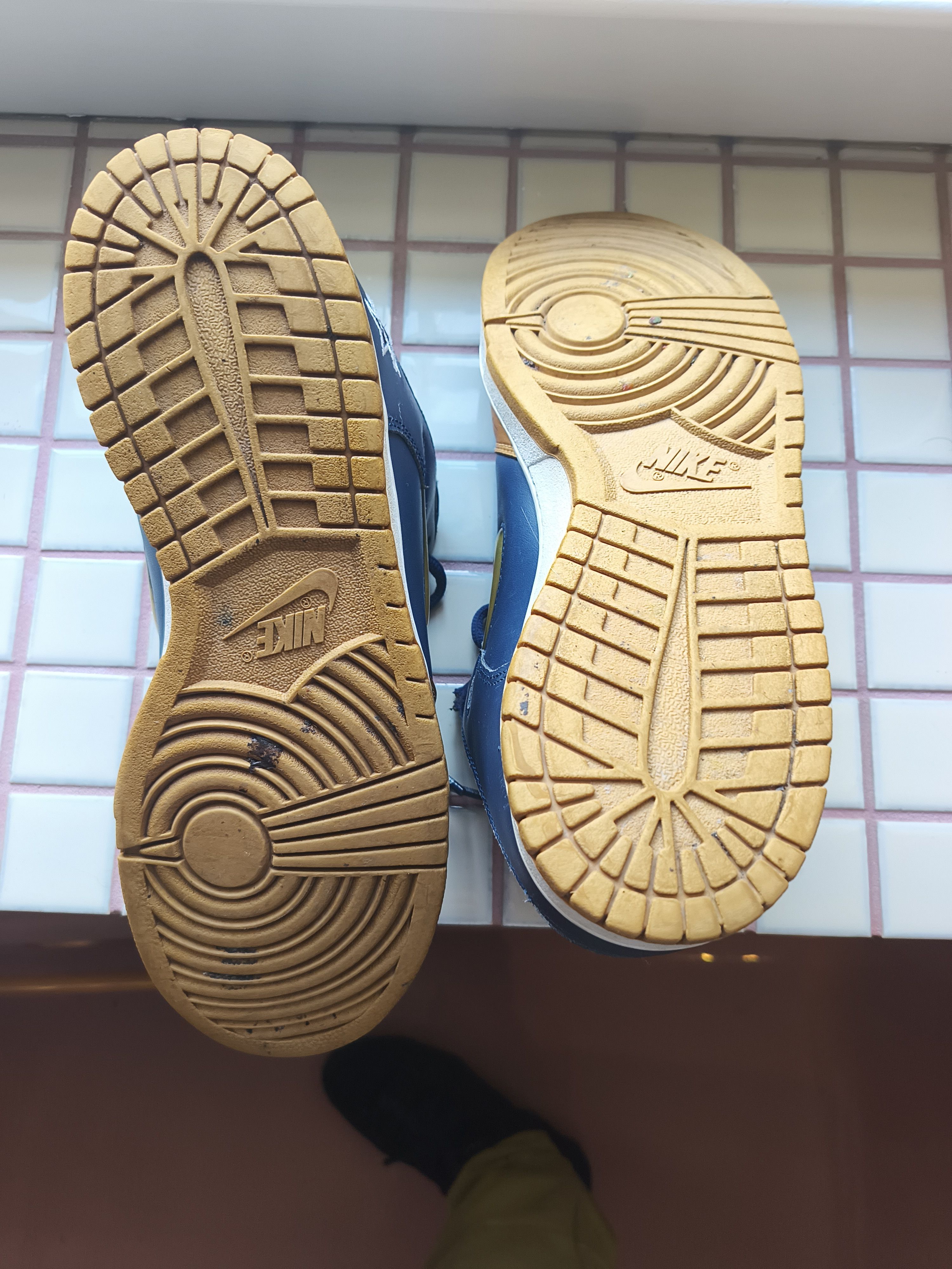 Nike × Supreme Supreme Nike sb Size US 12 / EU 45 - 3 Thumbnail