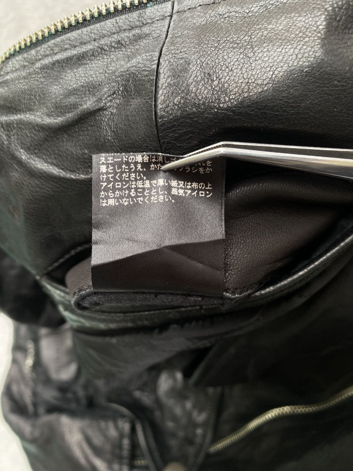 5351 POUR LES FEMMES 2000s 5351 Les Pour Femmes- Goatskins Biker Leather Jacket Size XS / US 0-2 / IT 36-38 - 16 Thumbnail