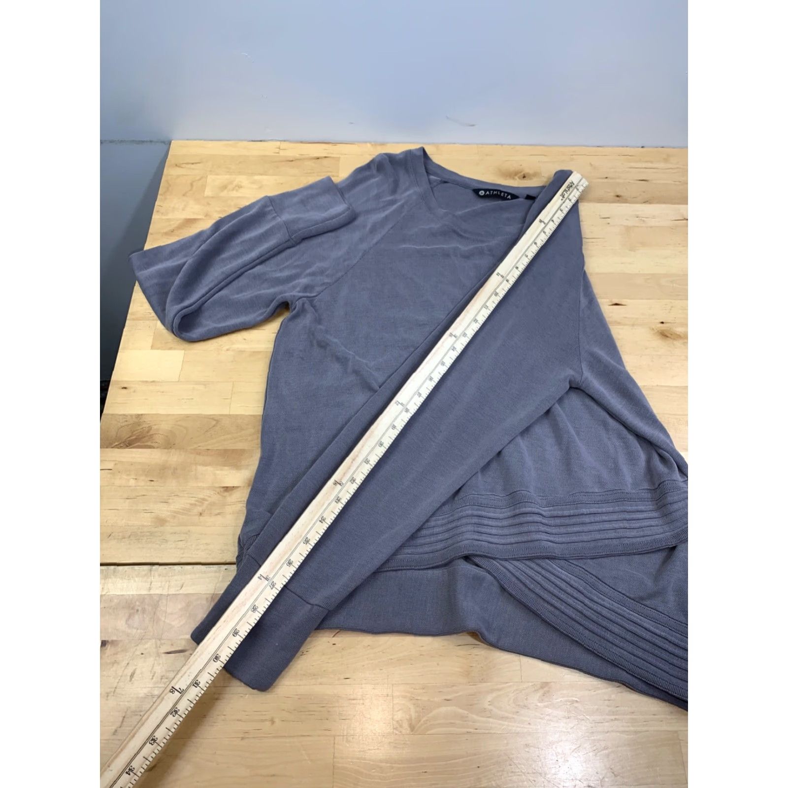Athleta VINTAGE Athleta Sweatshirt Womens L Gray Modal Serenity Criss Cross Crewneck 10530 Size L / US 10 / IT 46 - 7 Thumbnail