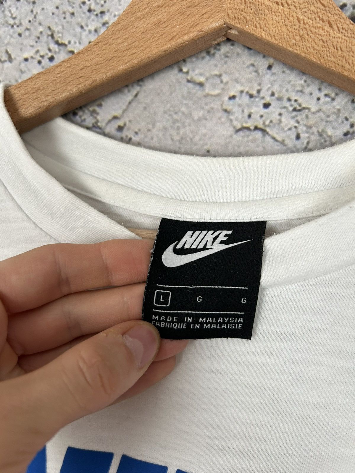 Nike Nike World Tour Graphic Crewneck Streetwear Sportswear Rare Size US L / EU 52-54 / 3 - 7 Thumbnail