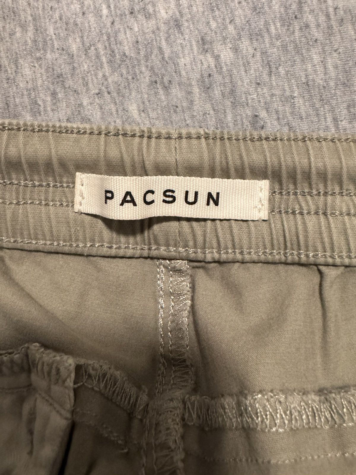 Pacsun PacSun Loose Fit Utility Cargo Pants – Olive Green (Size M) Size US 34 / EU 50 - 3 Thumbnail