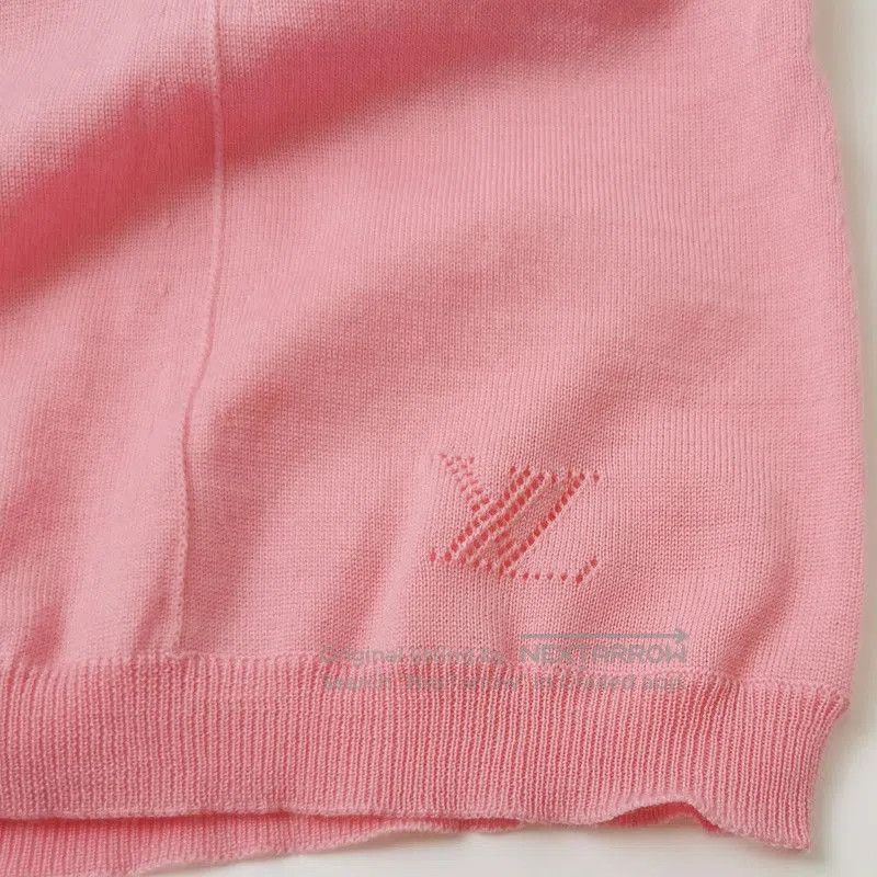 Louis Vuitton Louis Vuitton Pink Bow Detail Knit Top. Size US S / EU 44-46 / 1 - 2 Thumbnail
