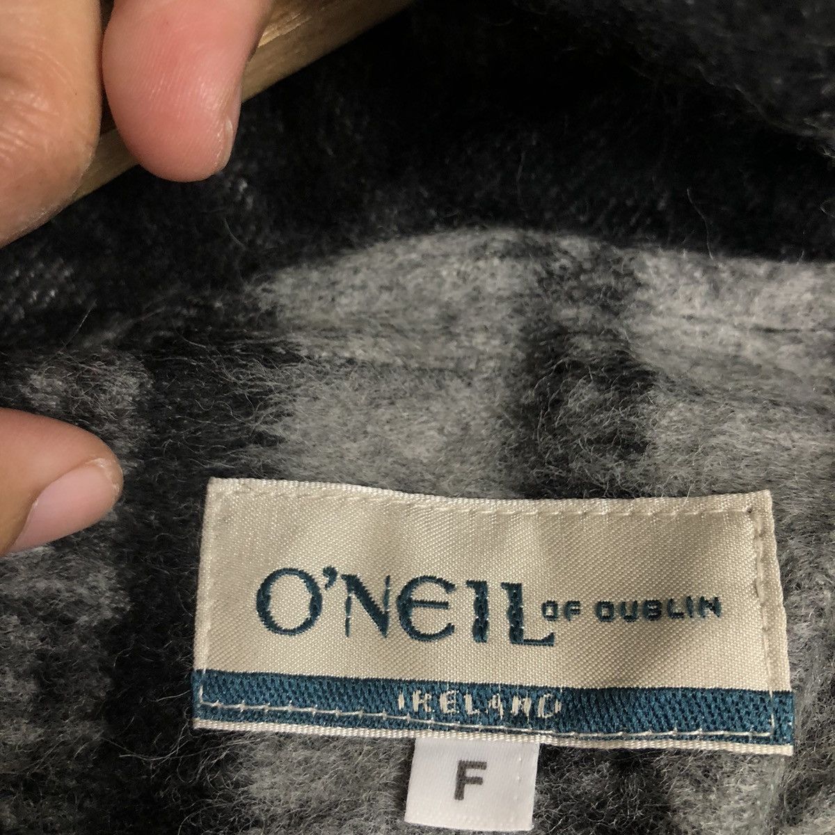 Japanese Brand VINTAGE ONEILL CLOAK OVERSIZED TARTAN DESIGN WOOL Size US L / EU 52-54 / 3 - 11 Thumbnail