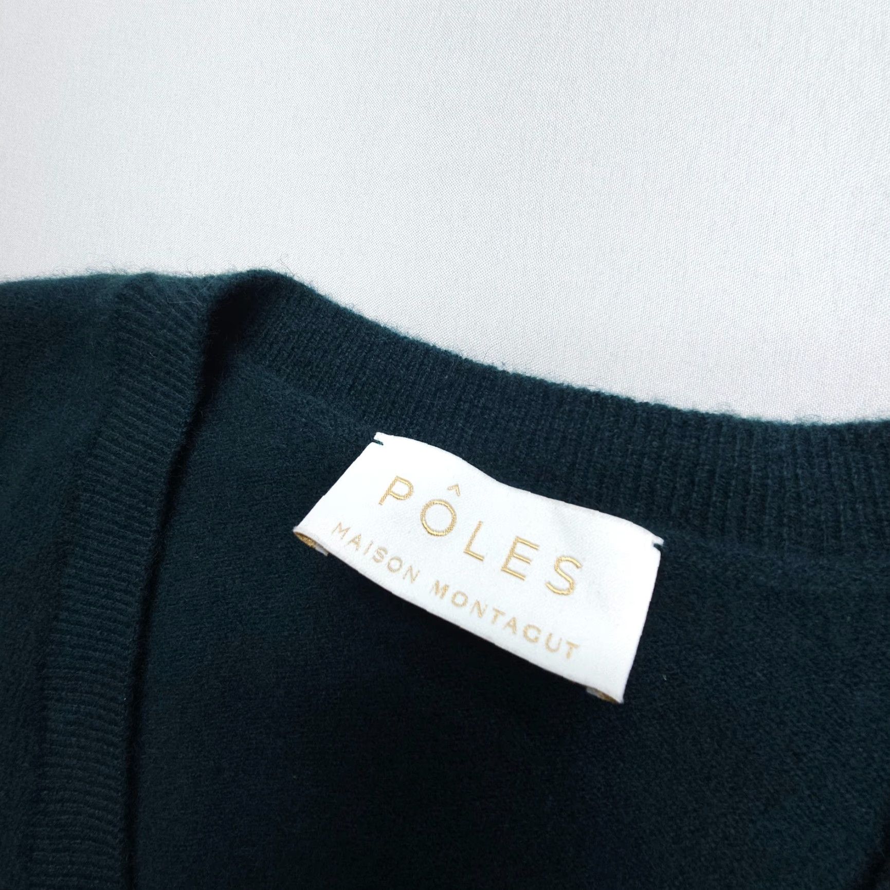 Vintage VINTAGE Poles Maison Montagut Cardigan Sweater Women Regular Size M Green Cashmere Knit Long Sleeve V-Neck Size M / US 6-8 / IT 42-44 - 3 Thumbnail