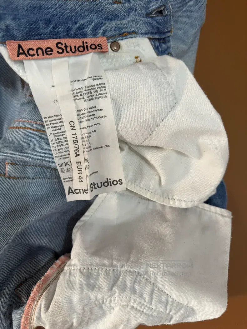 Acne Studios Acne Studios Light blue jeans Size US 28 / EU 44 - 4 Thumbnail