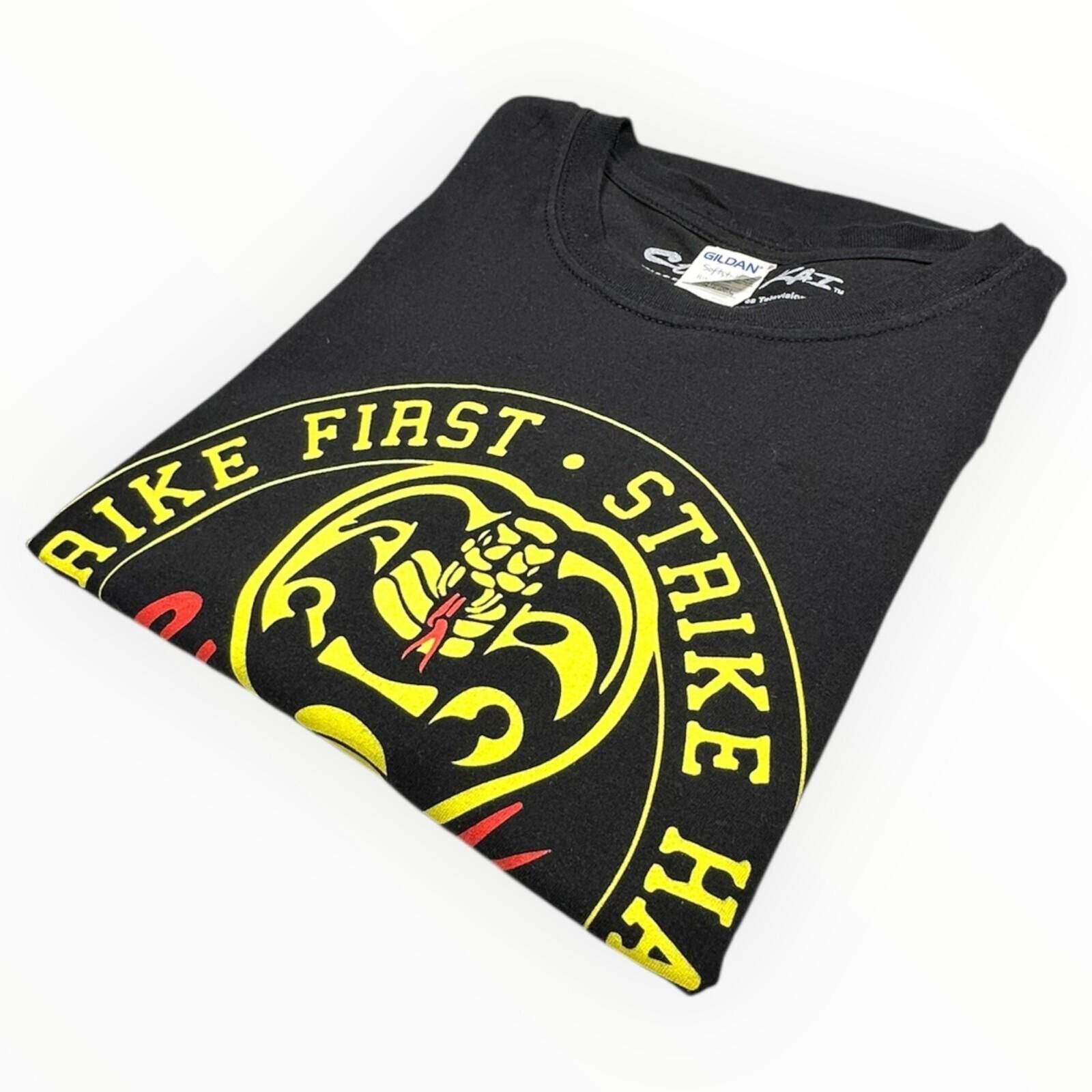 Gildan Cobra Kai T-Shirt Men's UK Size M Black Graphic Print Size US M / EU 48-50 / 2 - 1 Thumbnail
