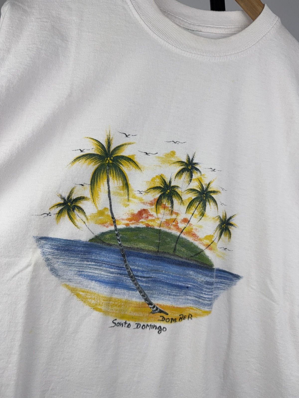 Vintage Vintage 90s Retro Santo Domingo Caribbean Print Sunset Tee Size US L / EU 52-54 / 3 - 5 Thumbnail