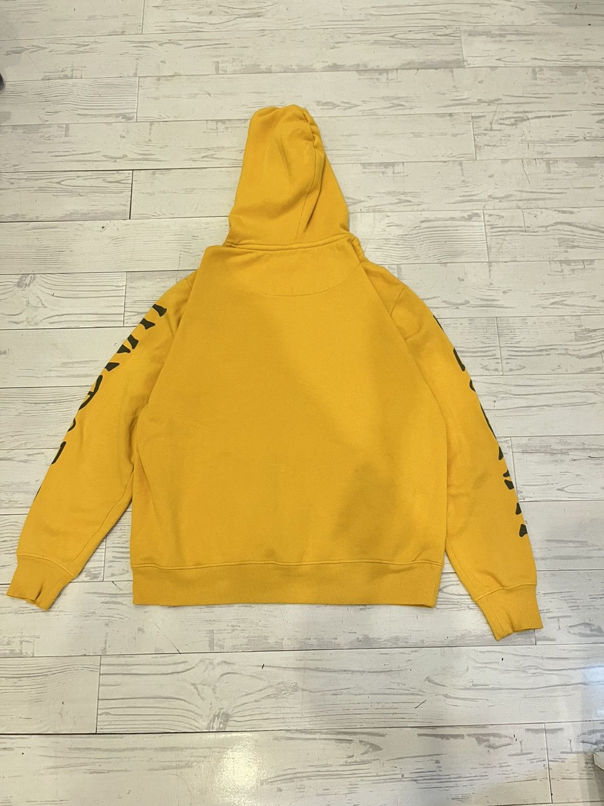 Wu-Tang Clan I'm selling a Wu tang sweatshirt. Size US L / EU 52-54 / 3 - 6 Thumbnail