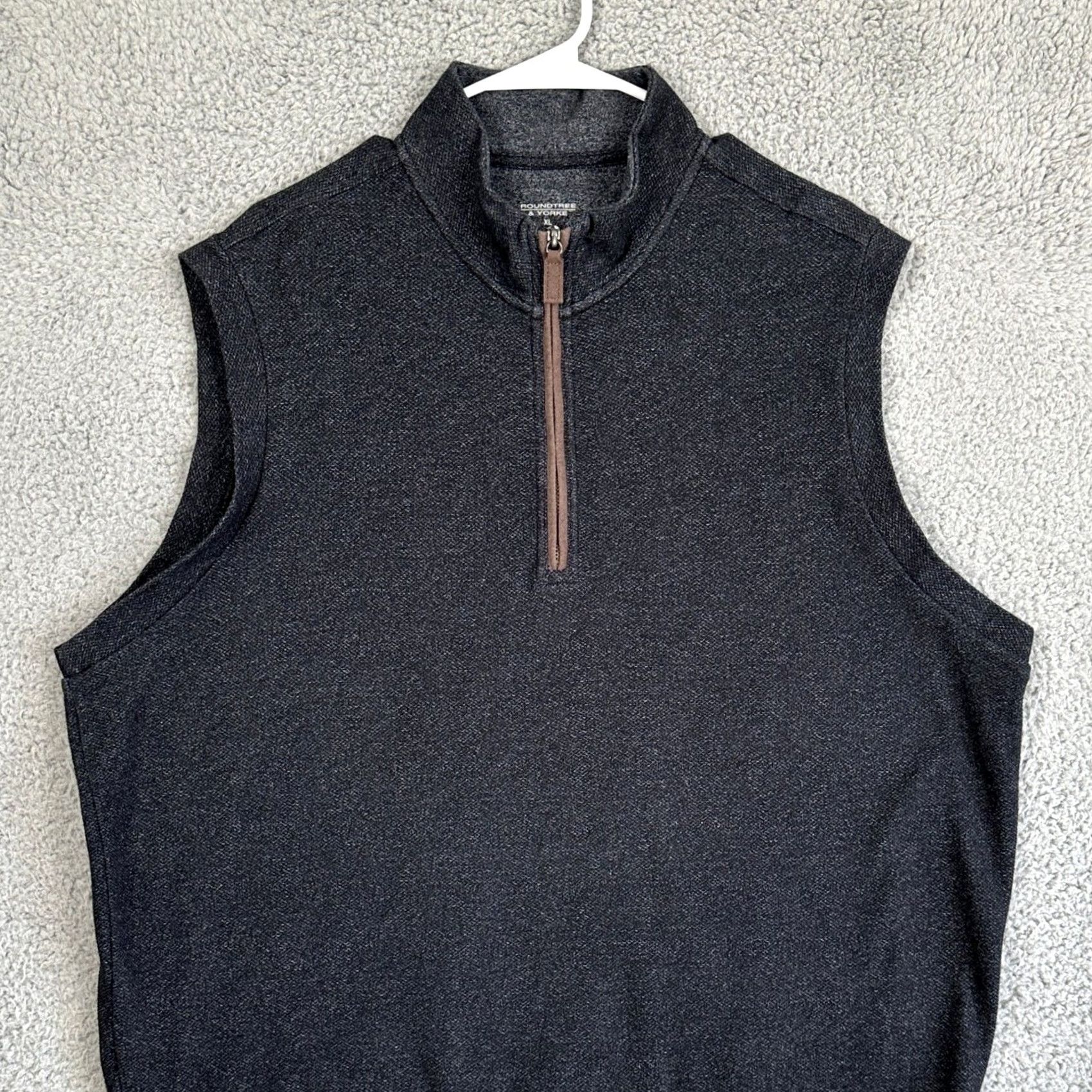 Roundtree & Yorke VINTAGE Roundtree Yorke Sweater Mock Neck Men XL Dark Gray Sleeveless Casual Size US XL / EU 56 / 4 - 2 Thumbnail