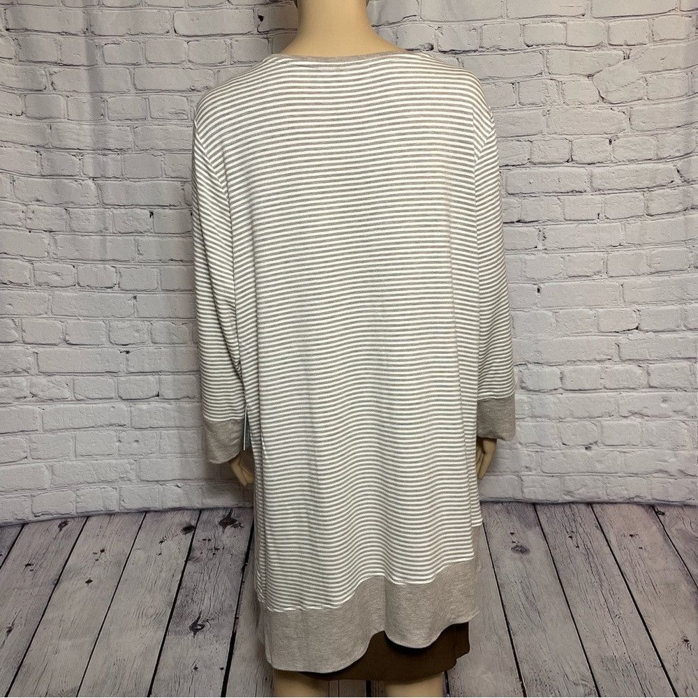 Chicos NWT New Chico's Zenergy Asymmetrical Tunic Size 3 US XL Size XL / US 12-14 / IT 48-50 - 3 Thumbnail
