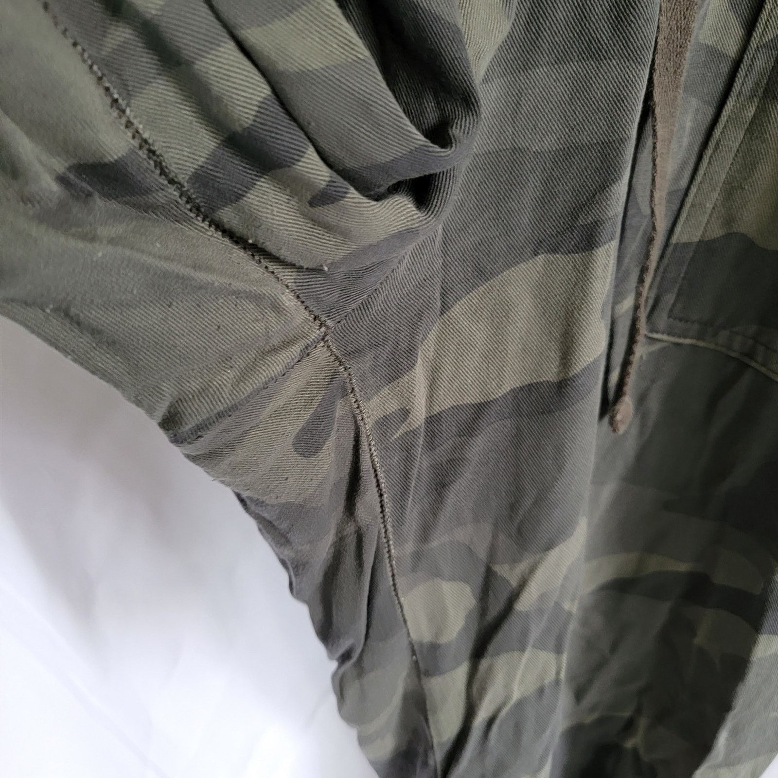 Splendid Splendid Green Camo High Waisted Joggers Size XS Size 26" / US 2 / IT 38 - 4 Thumbnail
