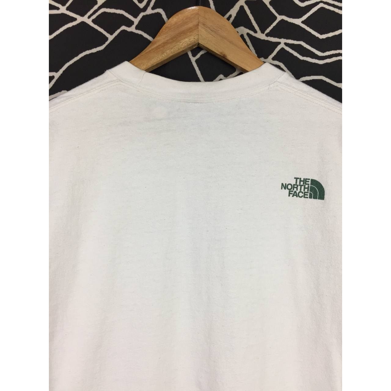 The North Face The North Face TNF Big Logo Long Sleeve Tee Size US L / EU 52-54 / 3 - 9 Thumbnail