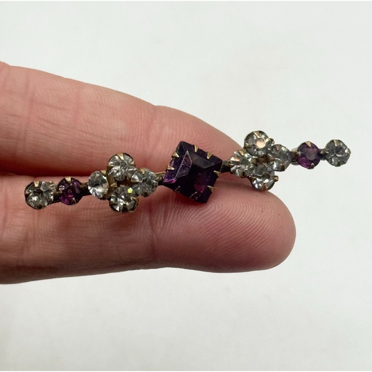 Vintage Estate purple glass rhinestone bar pin | Grailed