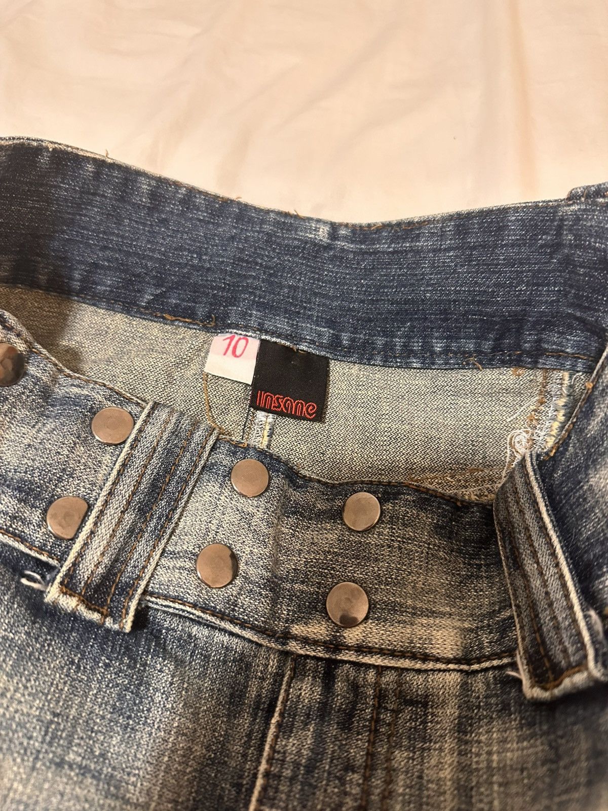 Insane Cult Vintage denim mini skirt with buttons and strap Size 30" / US 8 / IT 44 - 4 Thumbnail