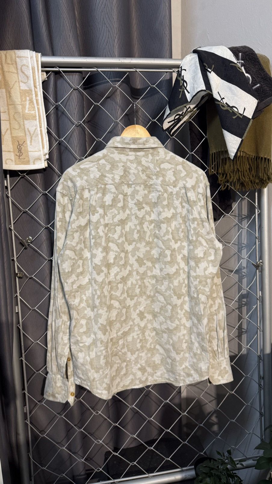 Vivienne Westwood VIVIENNE WESTWOOD CAMOUFLAGE DESIGN BUTTON UP SHIRT Size US L / EU 52-54 / 3 - 4 Thumbnail