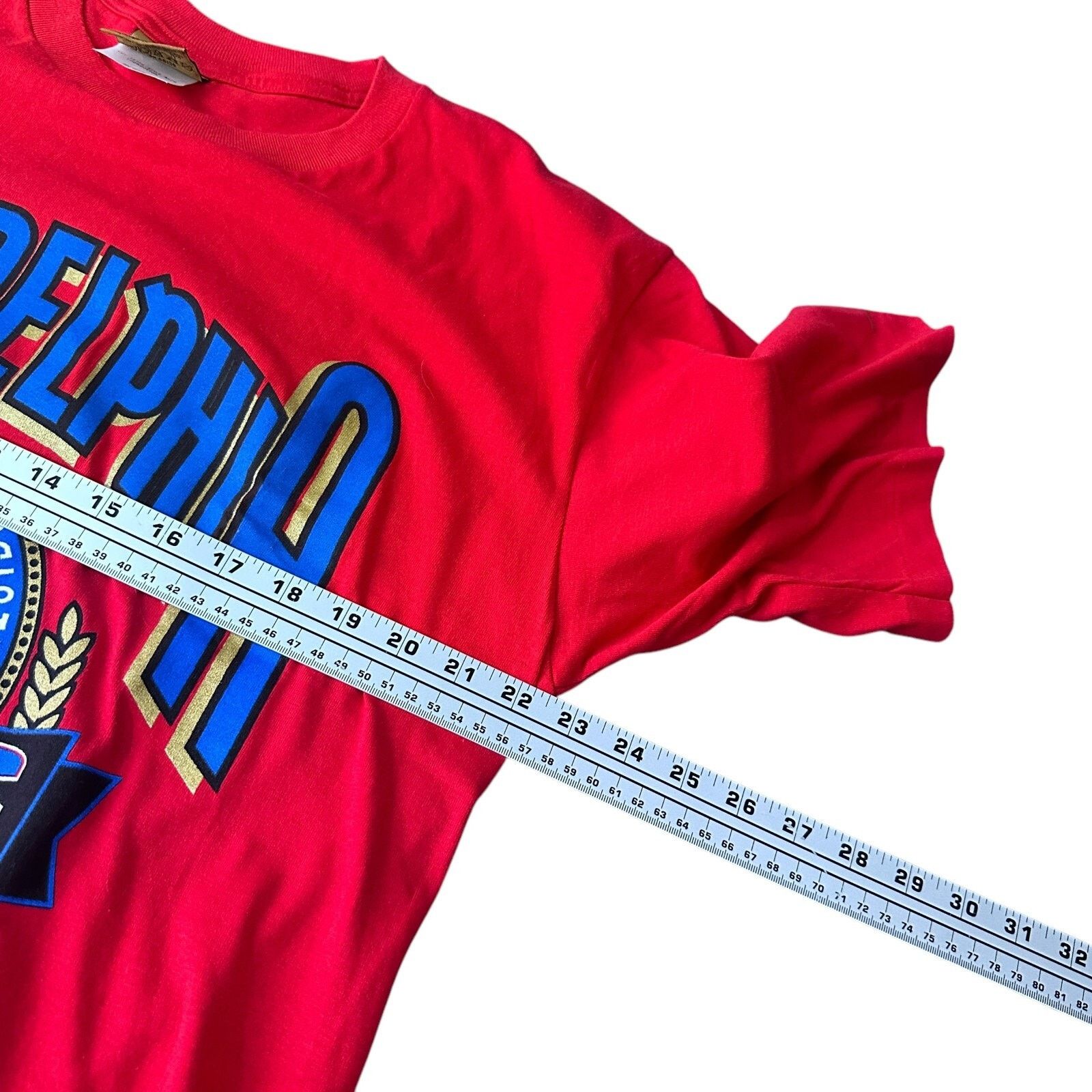 Nutmeg Vintage Nutmeg Mills Philadelphia 76ers T-Shirt Men’s L Red Size US L / EU 52-54 / 3 - 8 Thumbnail