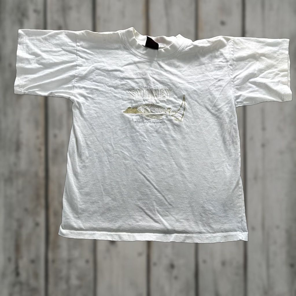 KangaROOS VINTAGE Sydney Australia Shirt Mens Medium White Kangaroo Embroidered Tee SS Size US M / EU 48-50 / 2 - 1 Thumbnail